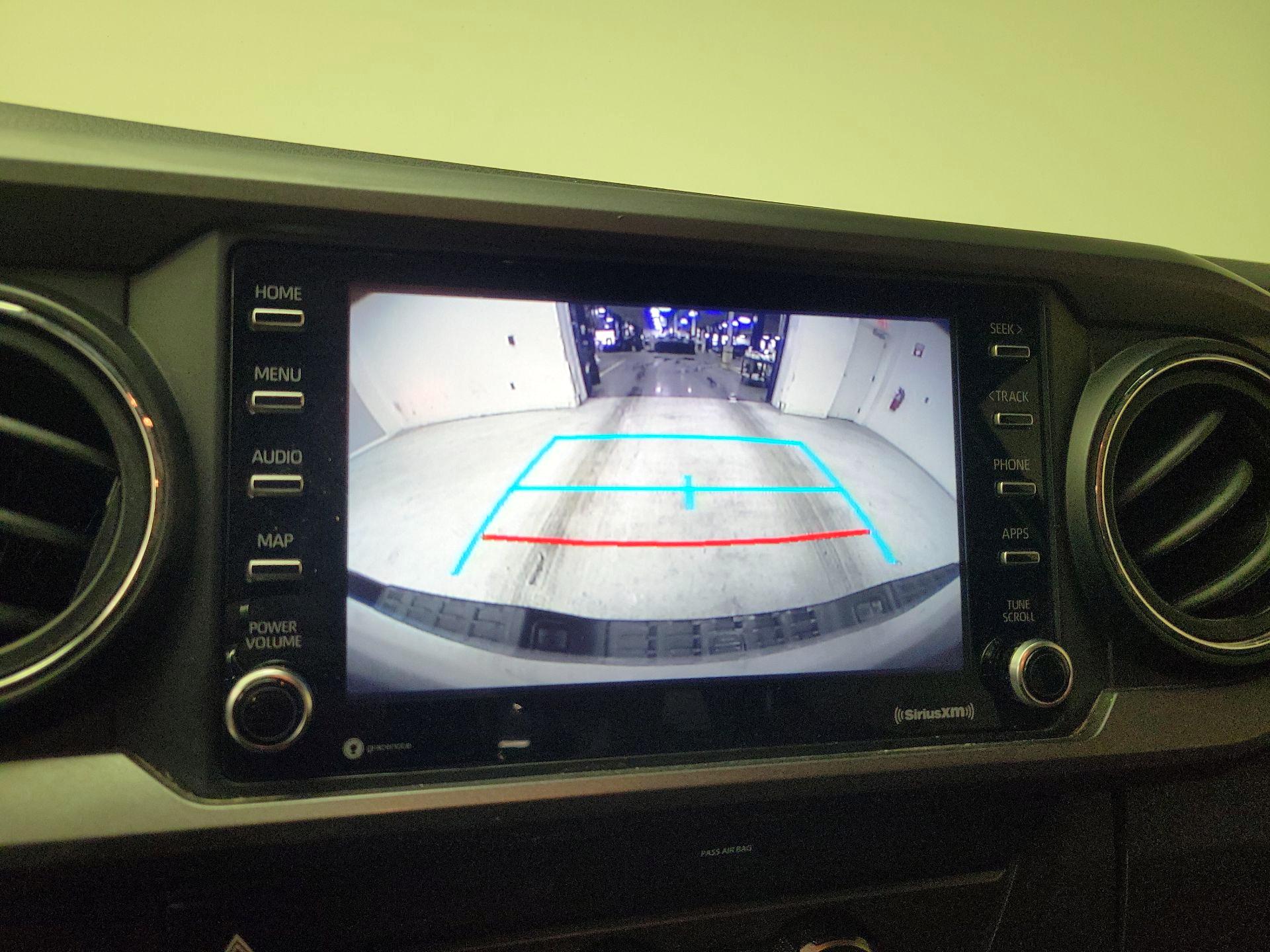 Thumbnail: 2020 Toyota Tacoma - 14