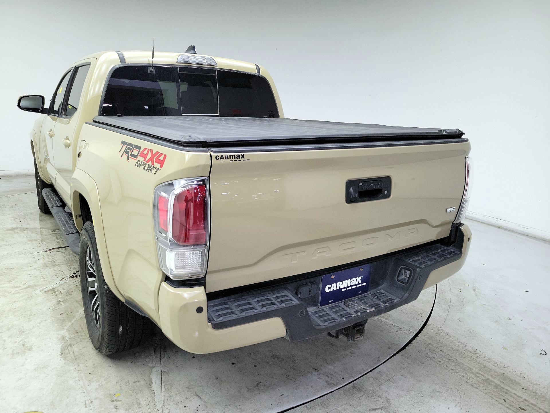 Thumbnail: 2020 Toyota Tacoma - 20