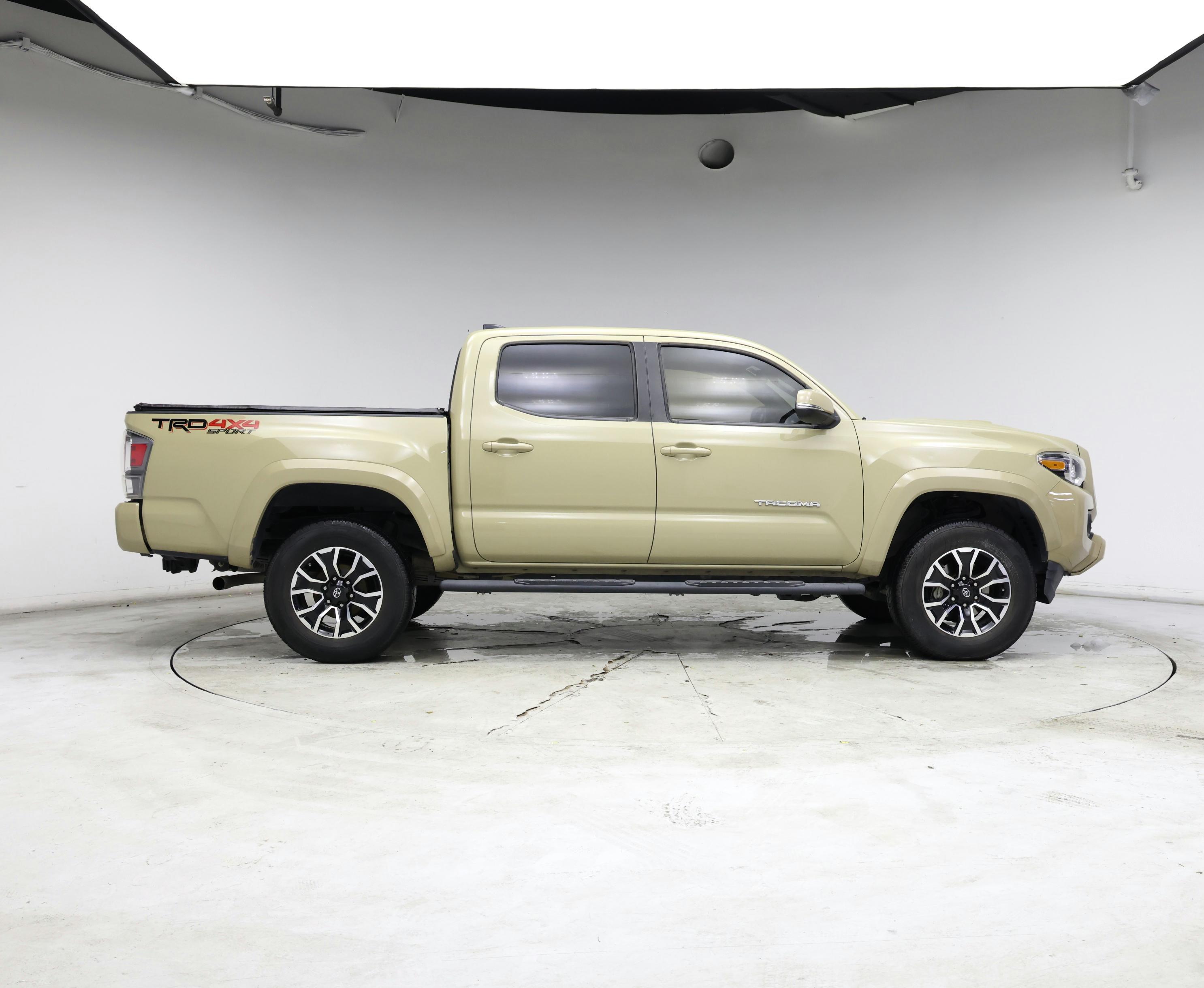 Thumbnail: 2020 Toyota Tacoma - 7