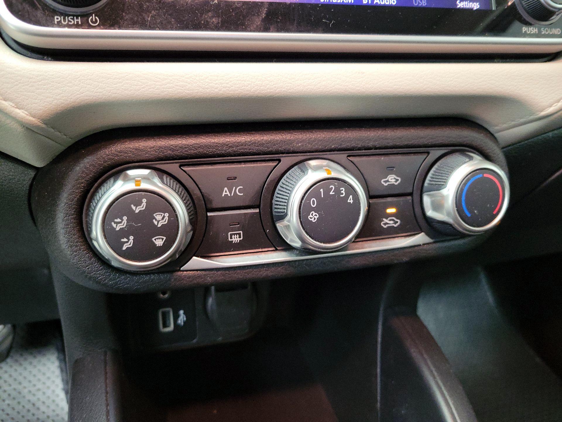 Thumbnail: 2021 Nissan Versa - 16