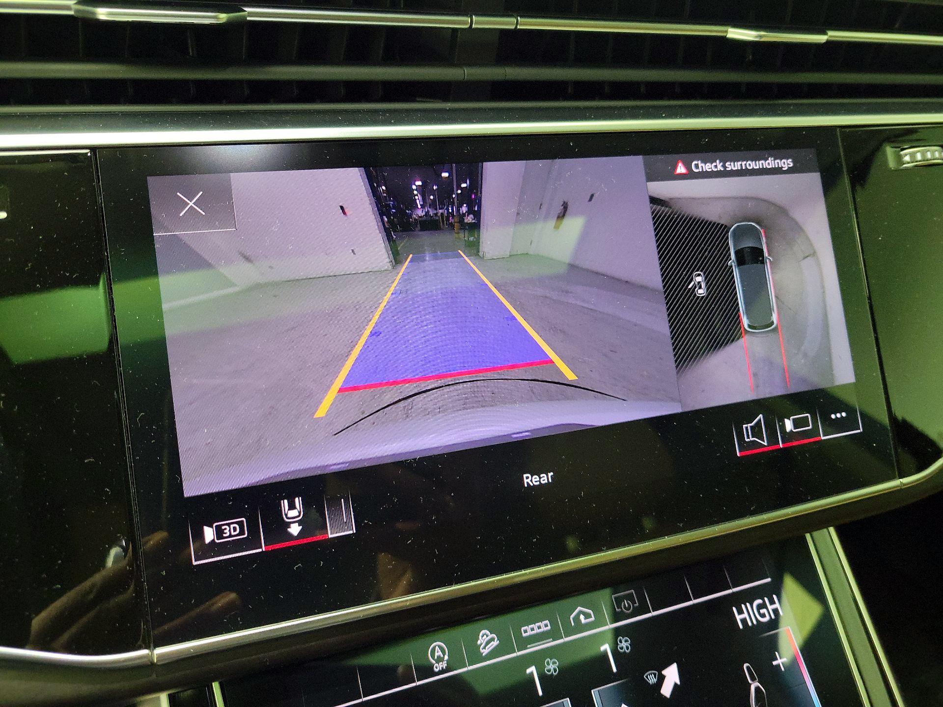 Thumbnail: 2023 Audi Q7 - 15