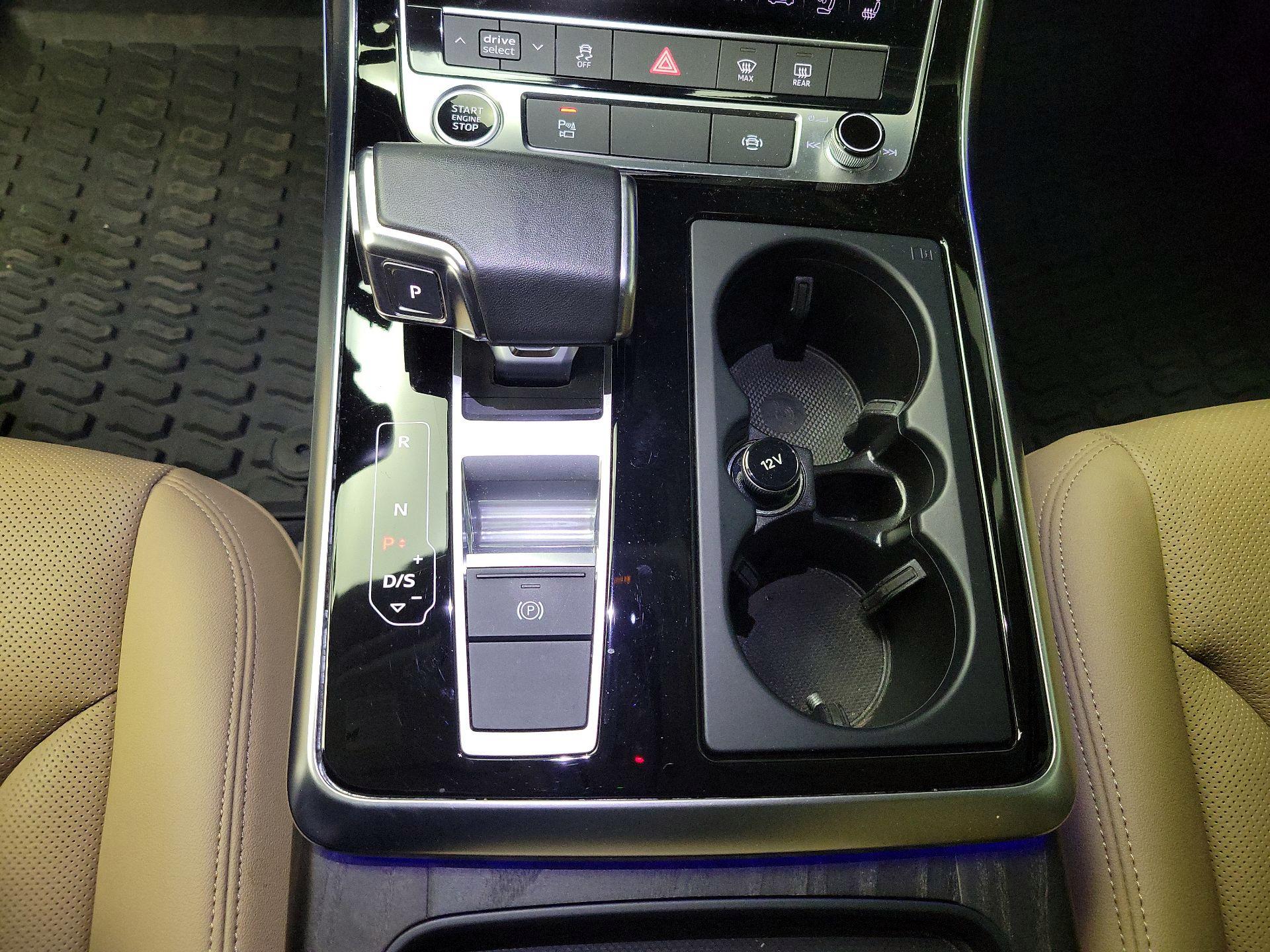 Thumbnail: 2023 Audi Q7 - 18