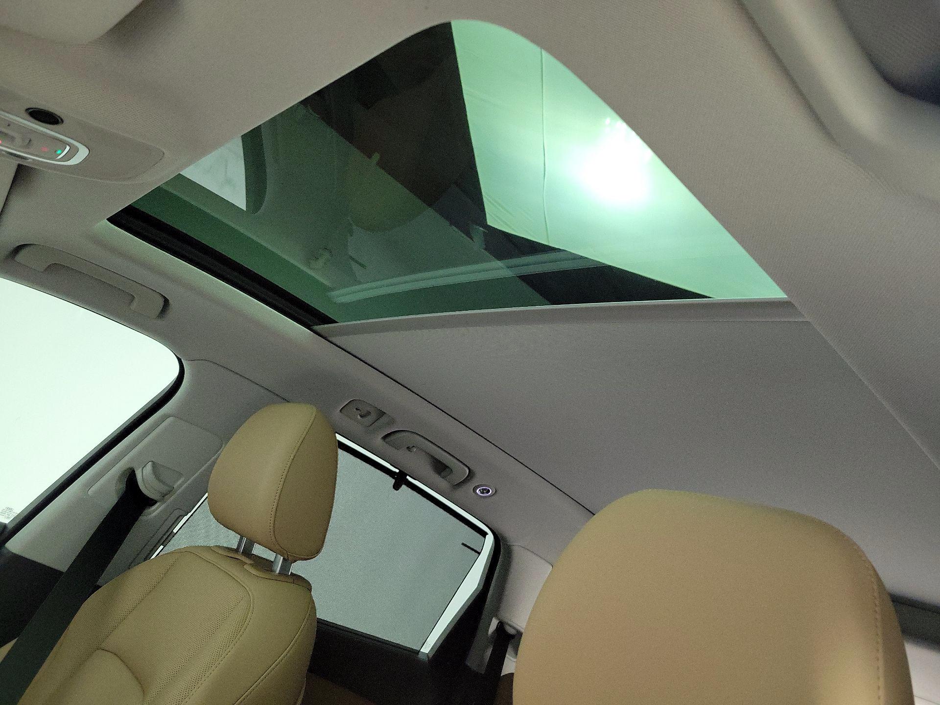 Thumbnail: 2023 Audi Q7 - 20