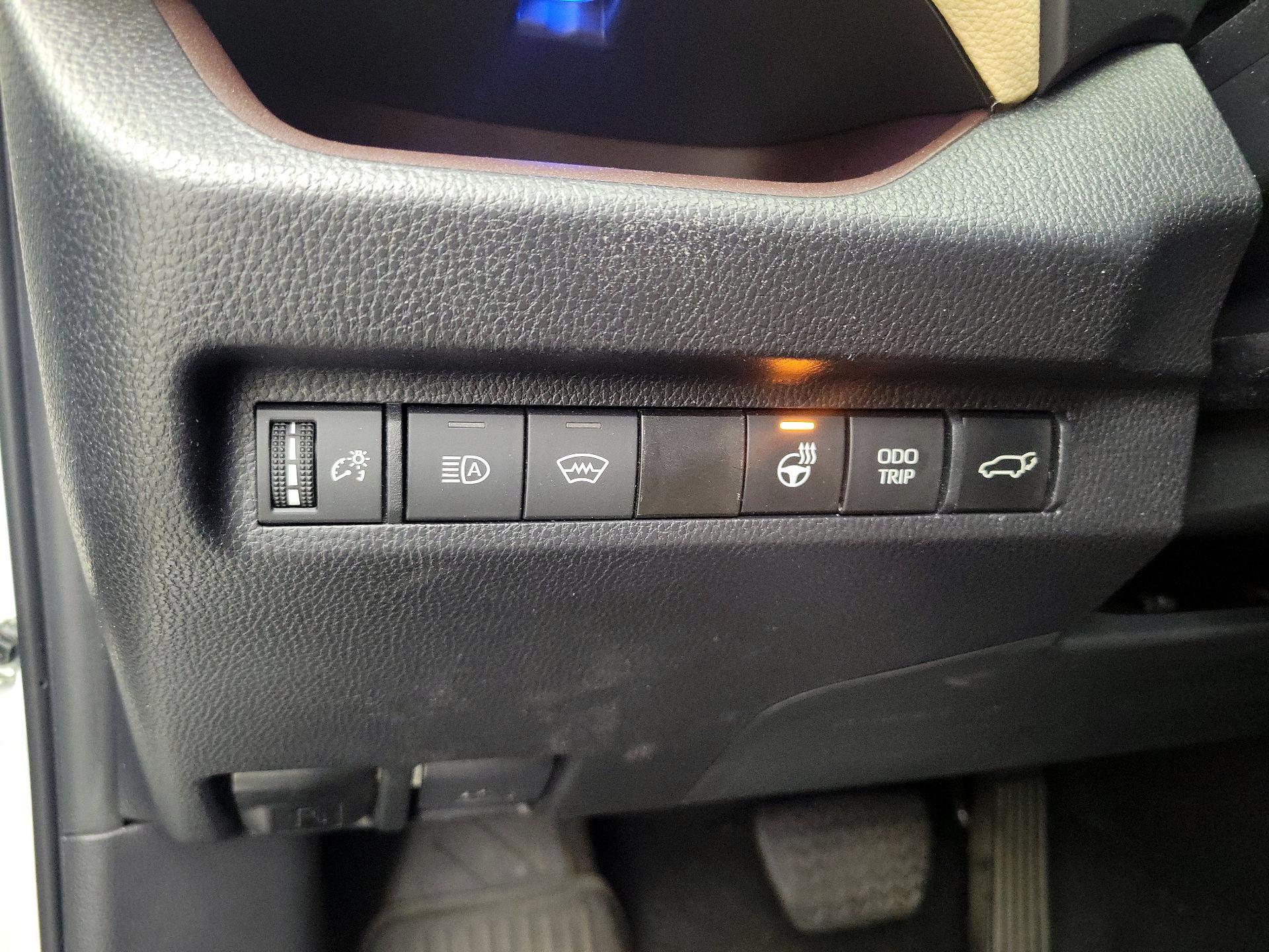 Thumbnail: 2024 Toyota RAV4 - 13