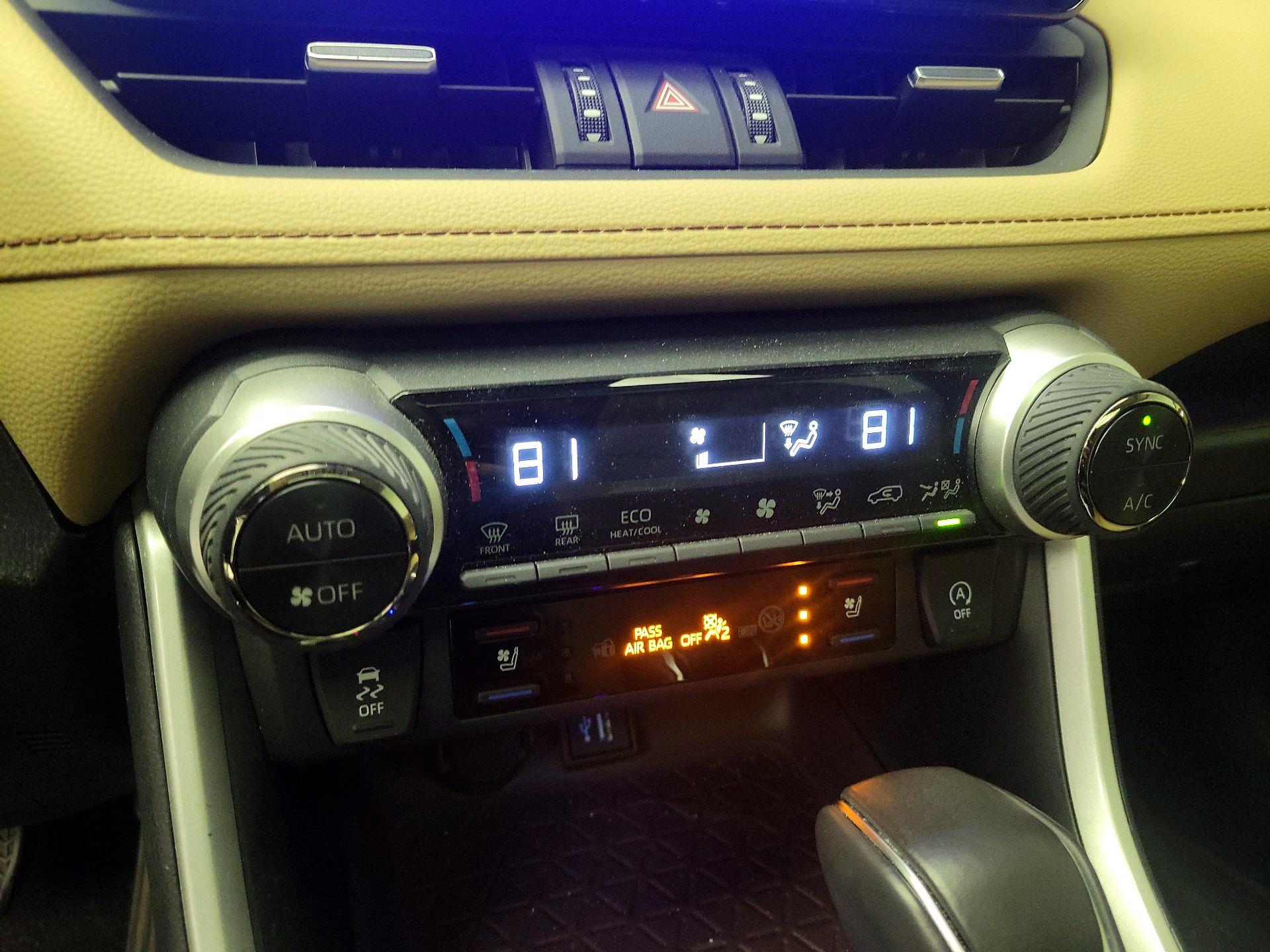 Thumbnail: 2024 Toyota RAV4 - 16