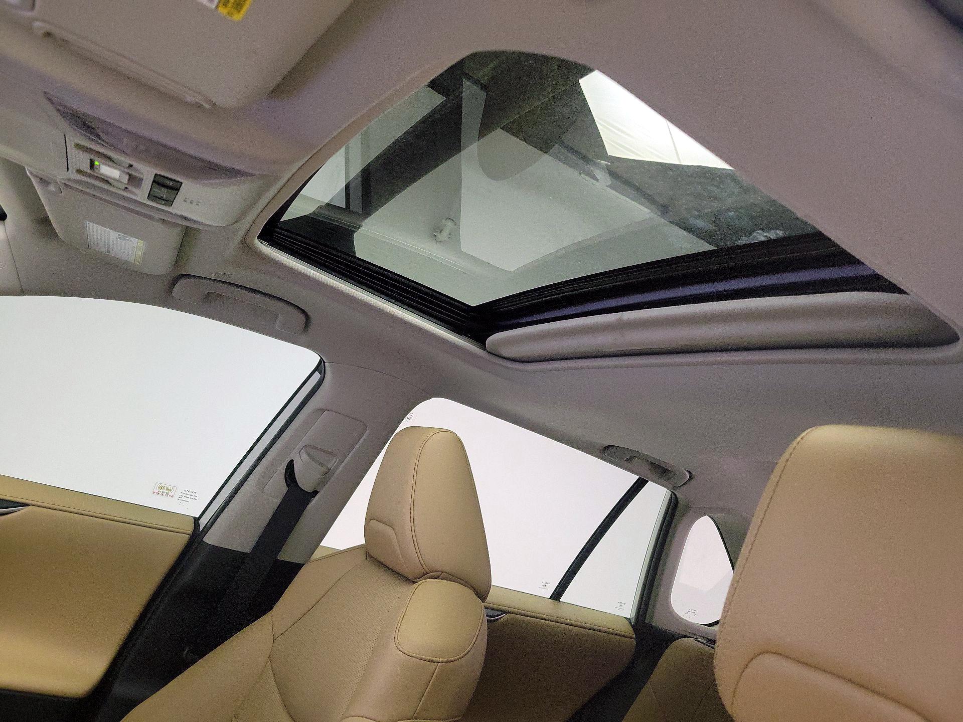 Thumbnail: 2024 Toyota RAV4 - 19