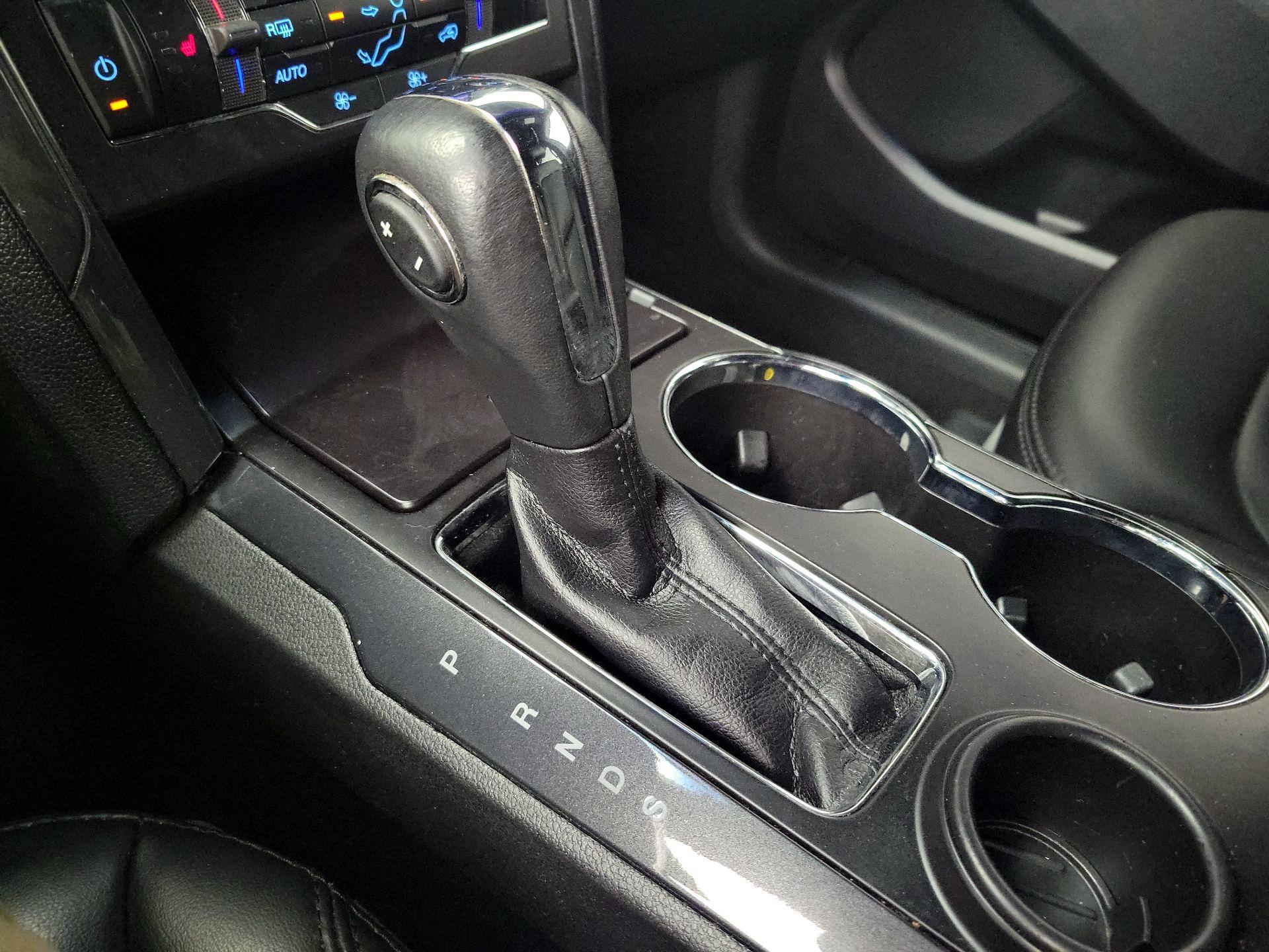 Thumbnail: 2019 Ford Explorer - 17