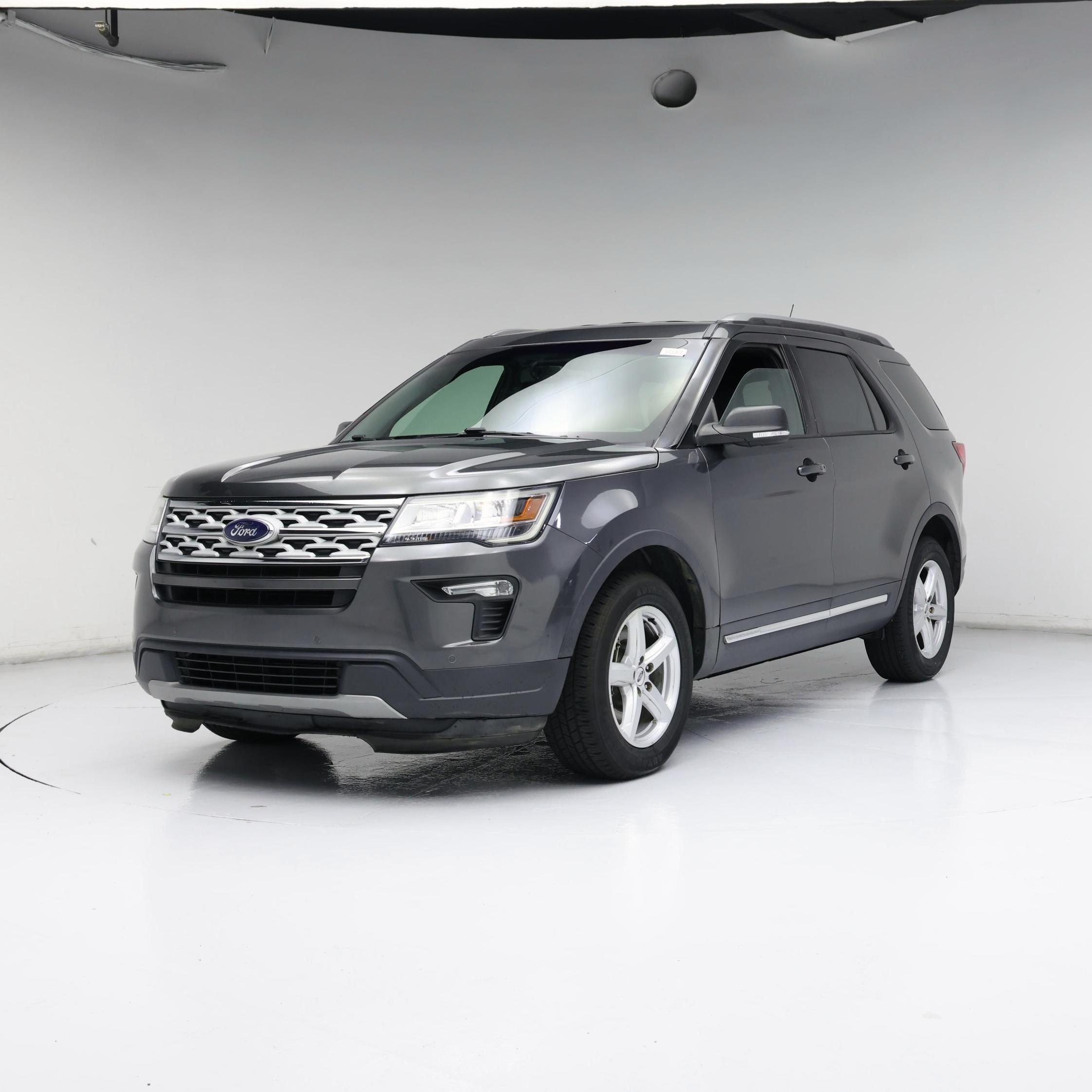 Thumbnail: 2019 Ford Explorer - 4