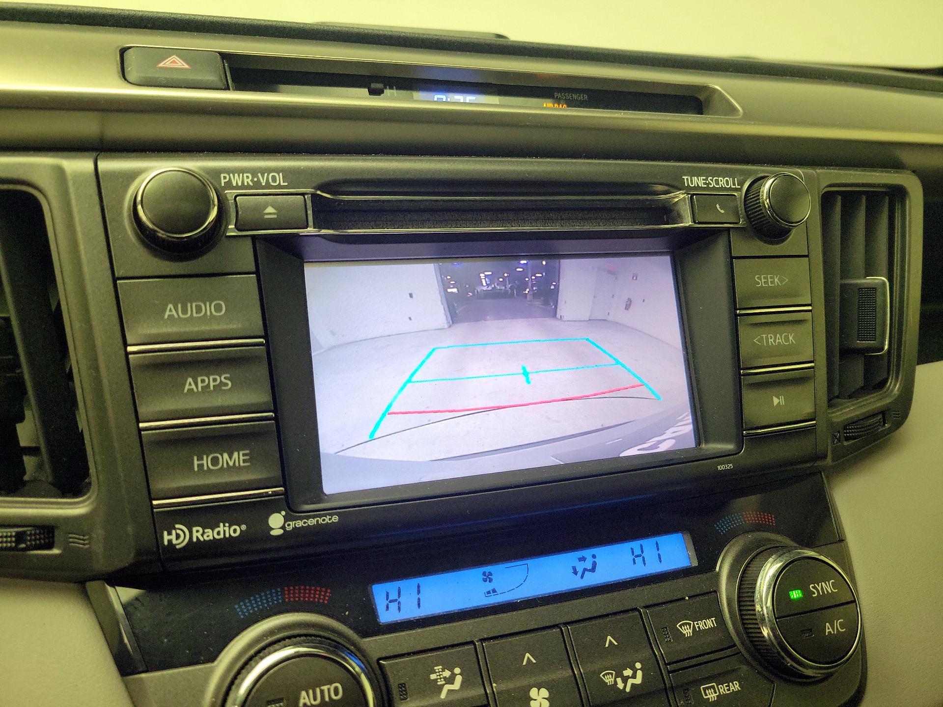 Thumbnail: 2015 Toyota RAV4 - 14