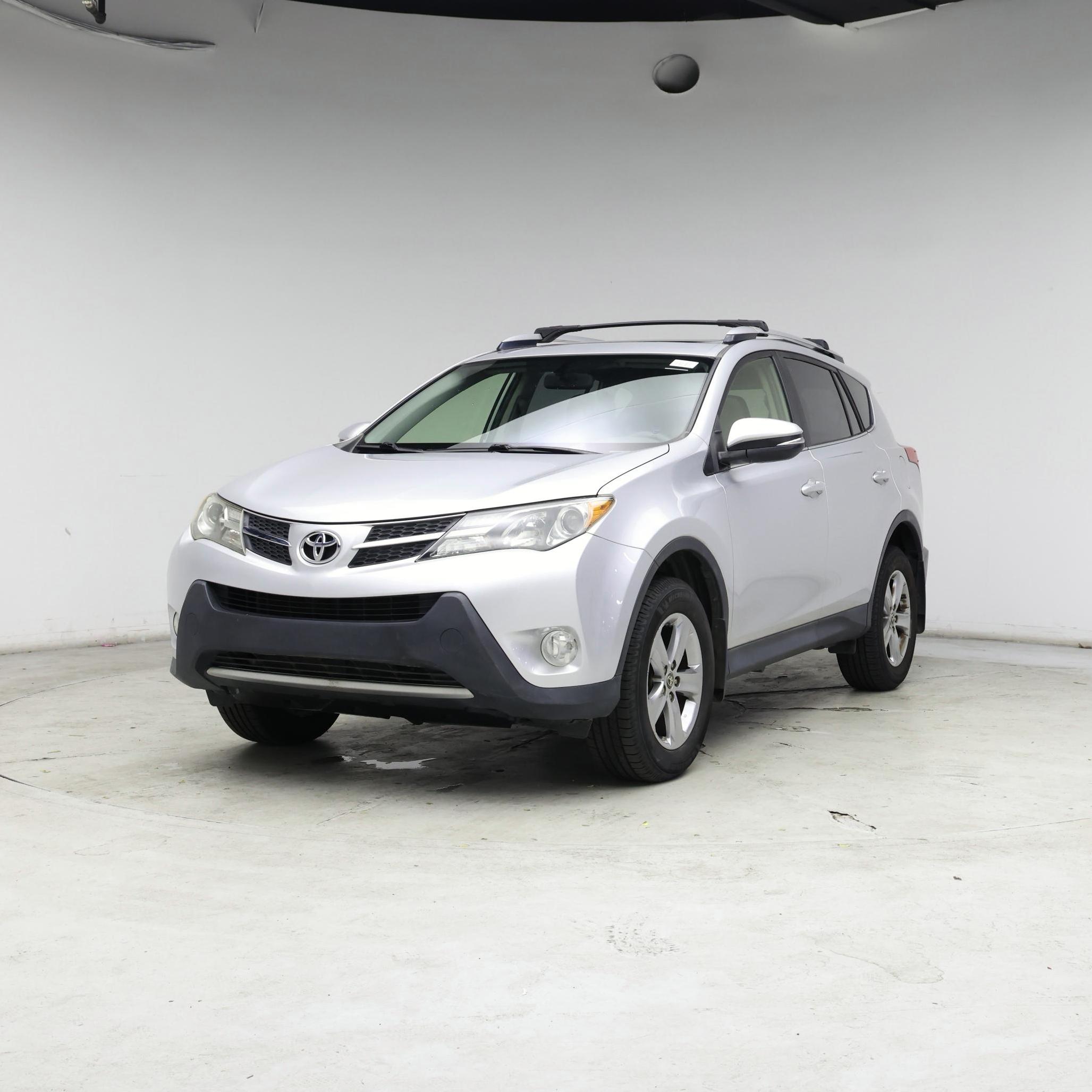 Thumbnail: 2015 Toyota RAV4 - 4