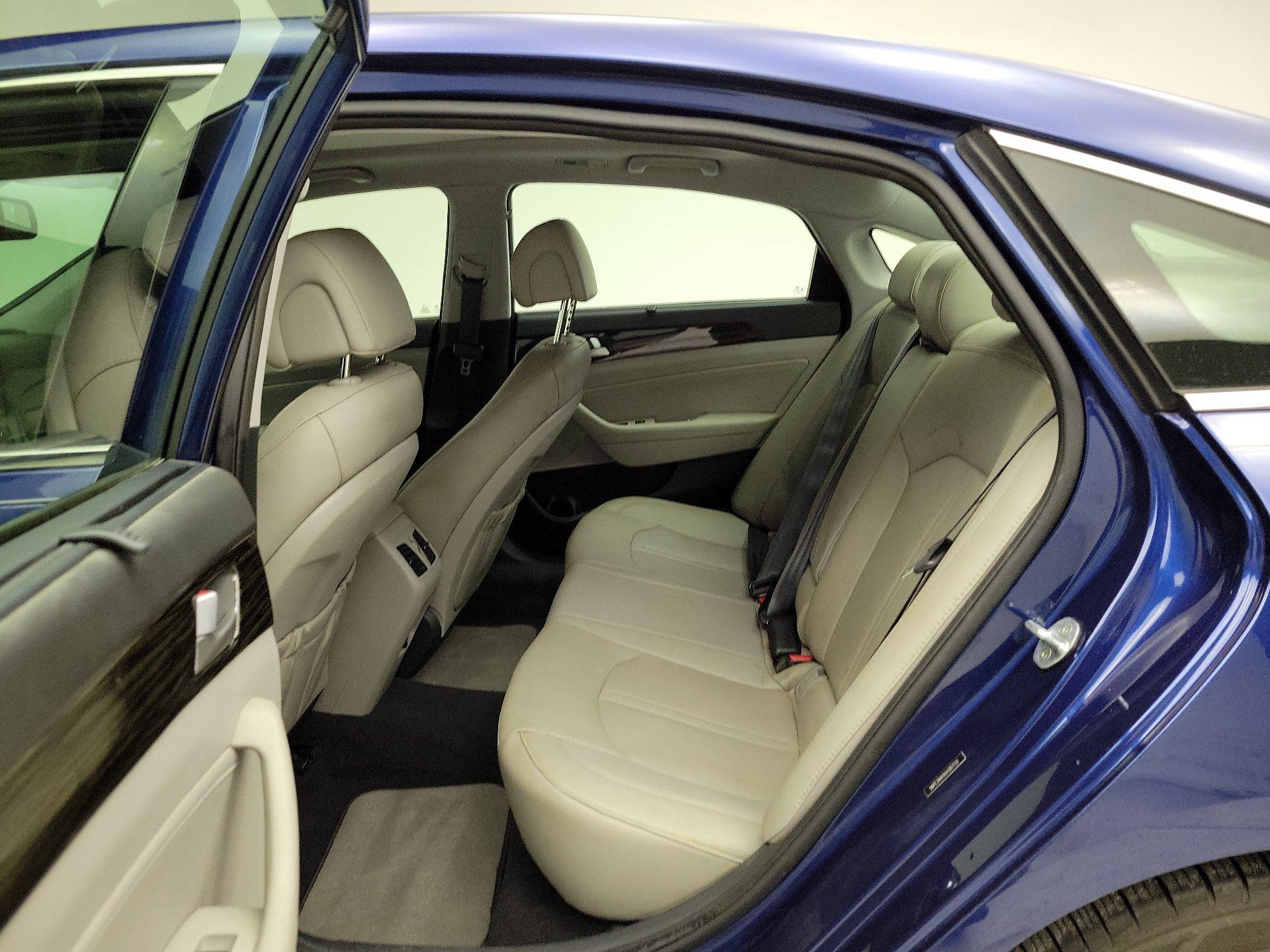 Thumbnail: 2016 Hyundai Sonata - 20