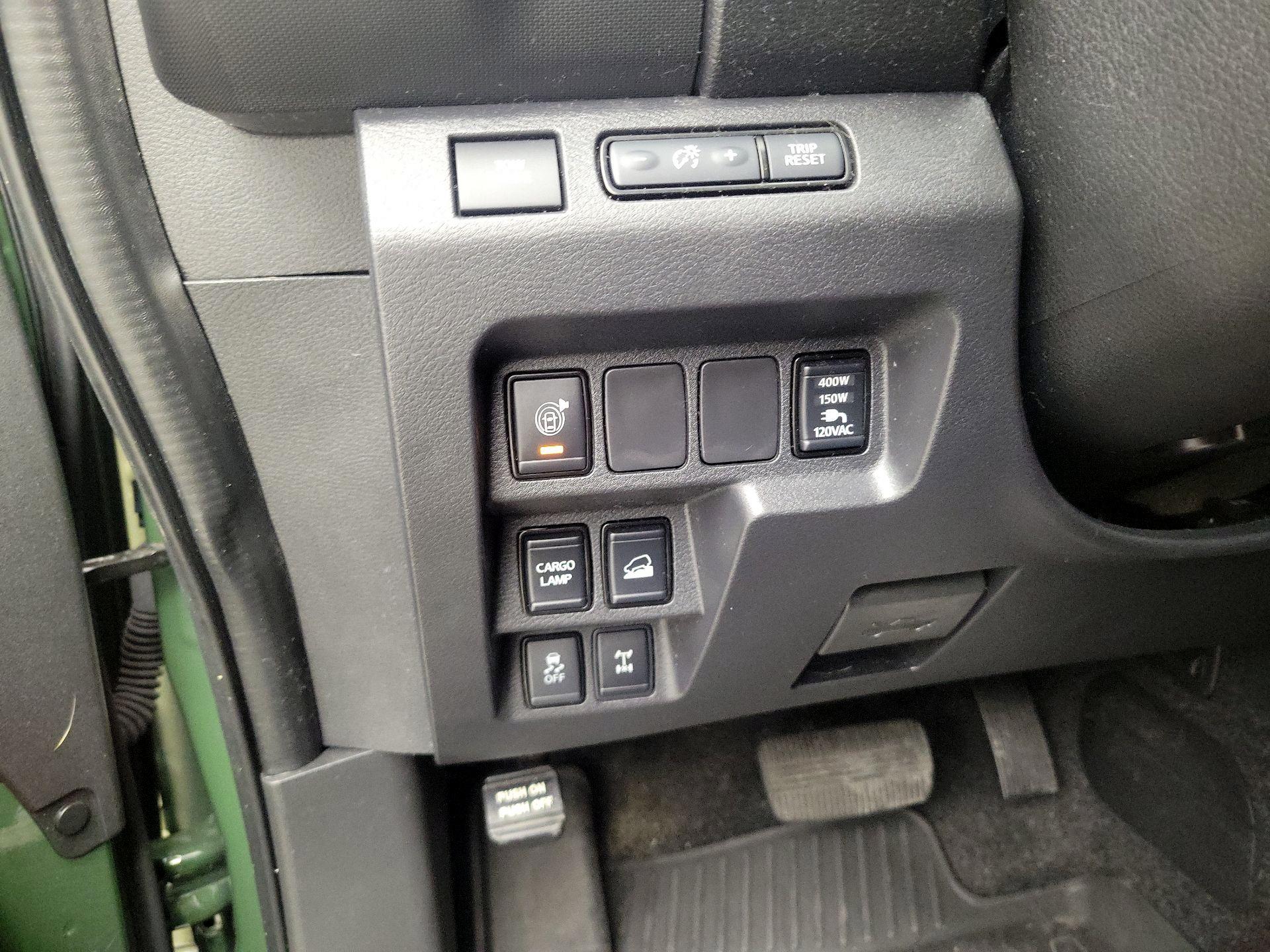 Thumbnail: 2023 Nissan Frontier - 13