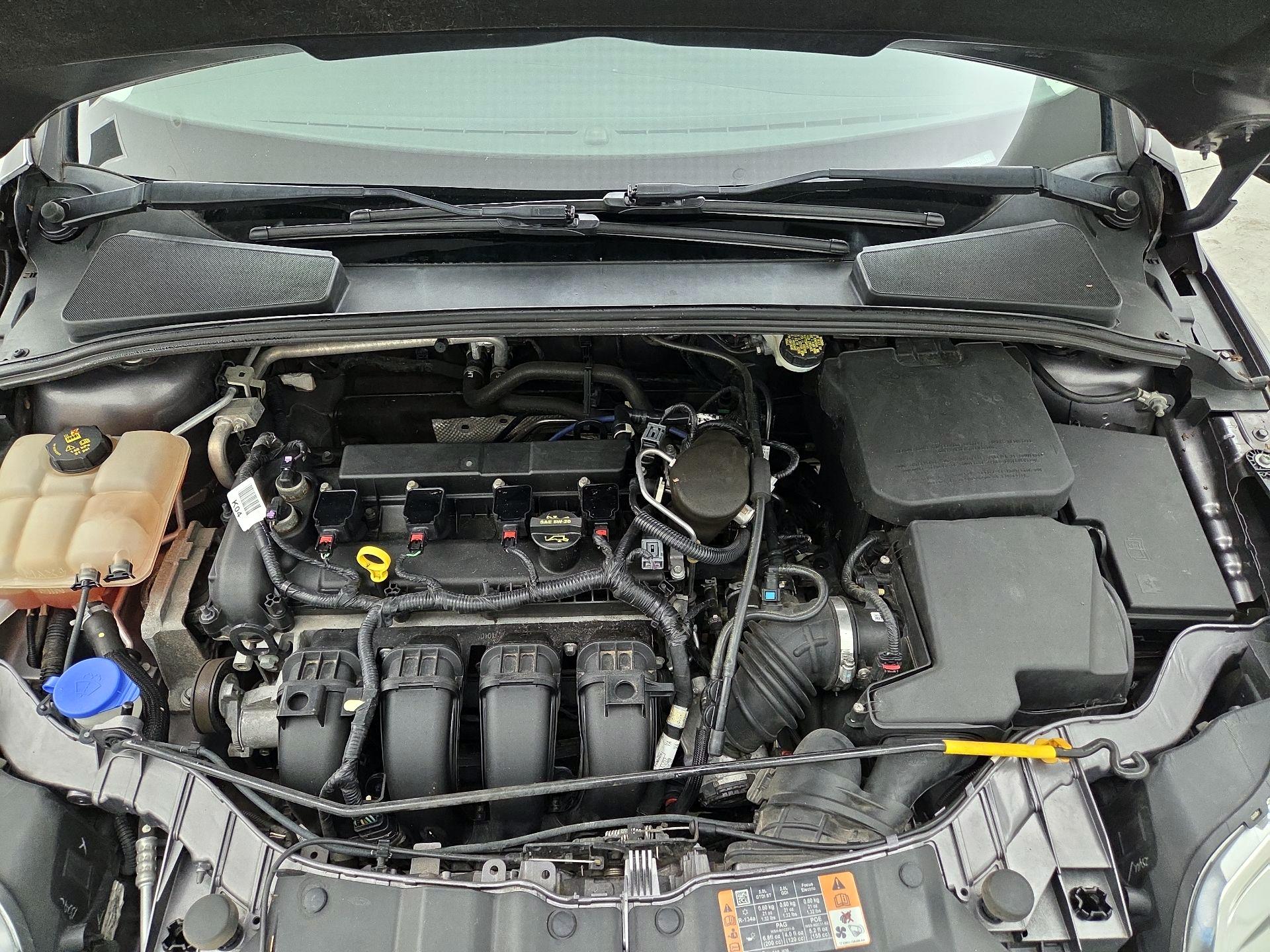 Thumbnail: 2014 Ford Focus - 20