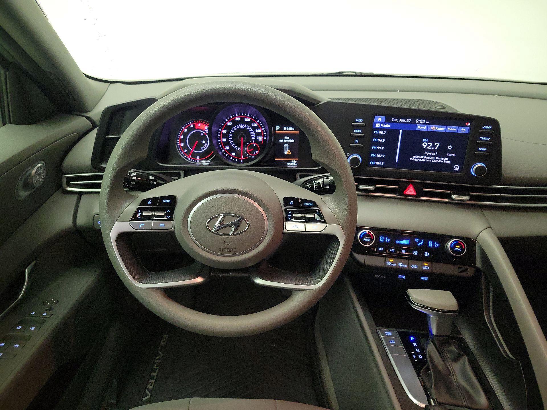 Thumbnail: 2023 Hyundai Elantra - 10