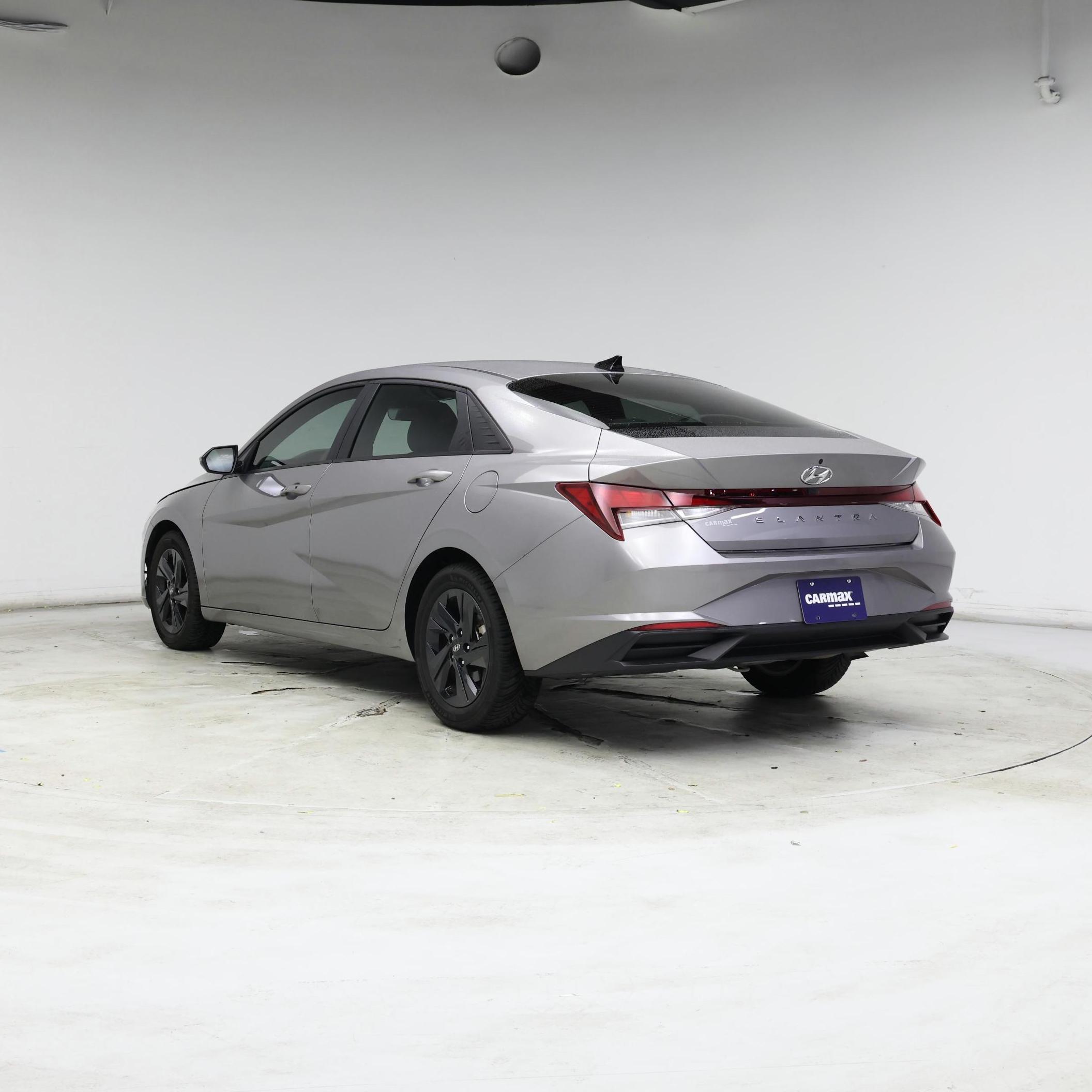 Thumbnail: 2023 Hyundai Elantra - 2