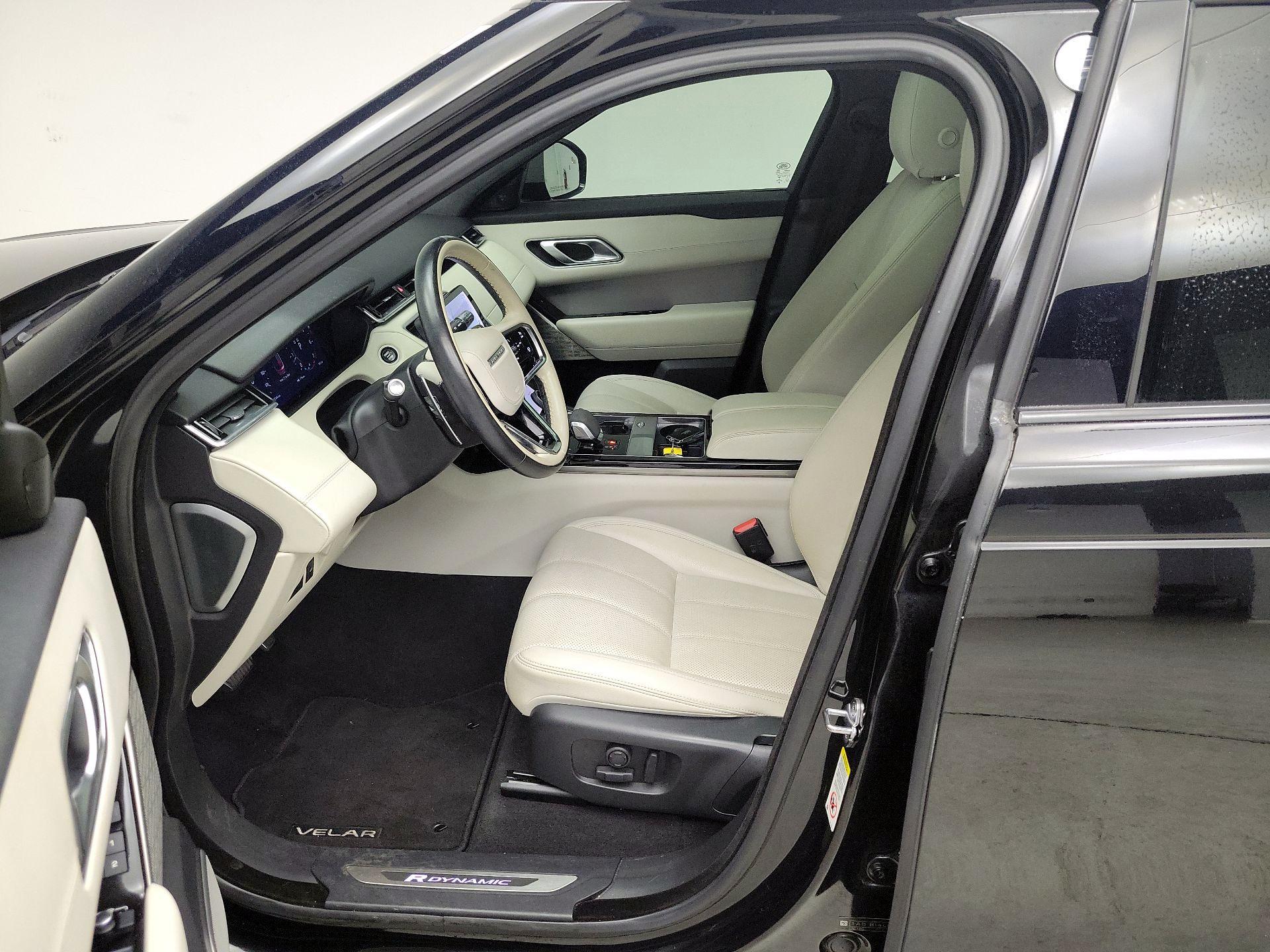 Thumbnail: 2021 Land Rover Range Rover Velar - 11