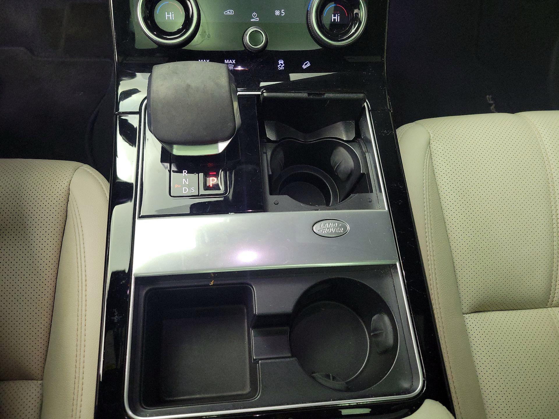 Thumbnail: 2021 Land Rover Range Rover Velar - 18