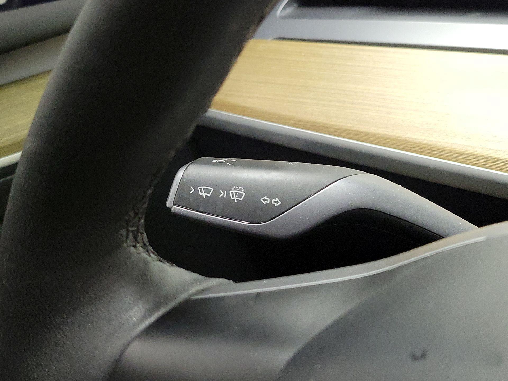 Thumbnail: 2023 Tesla Model Y - 13