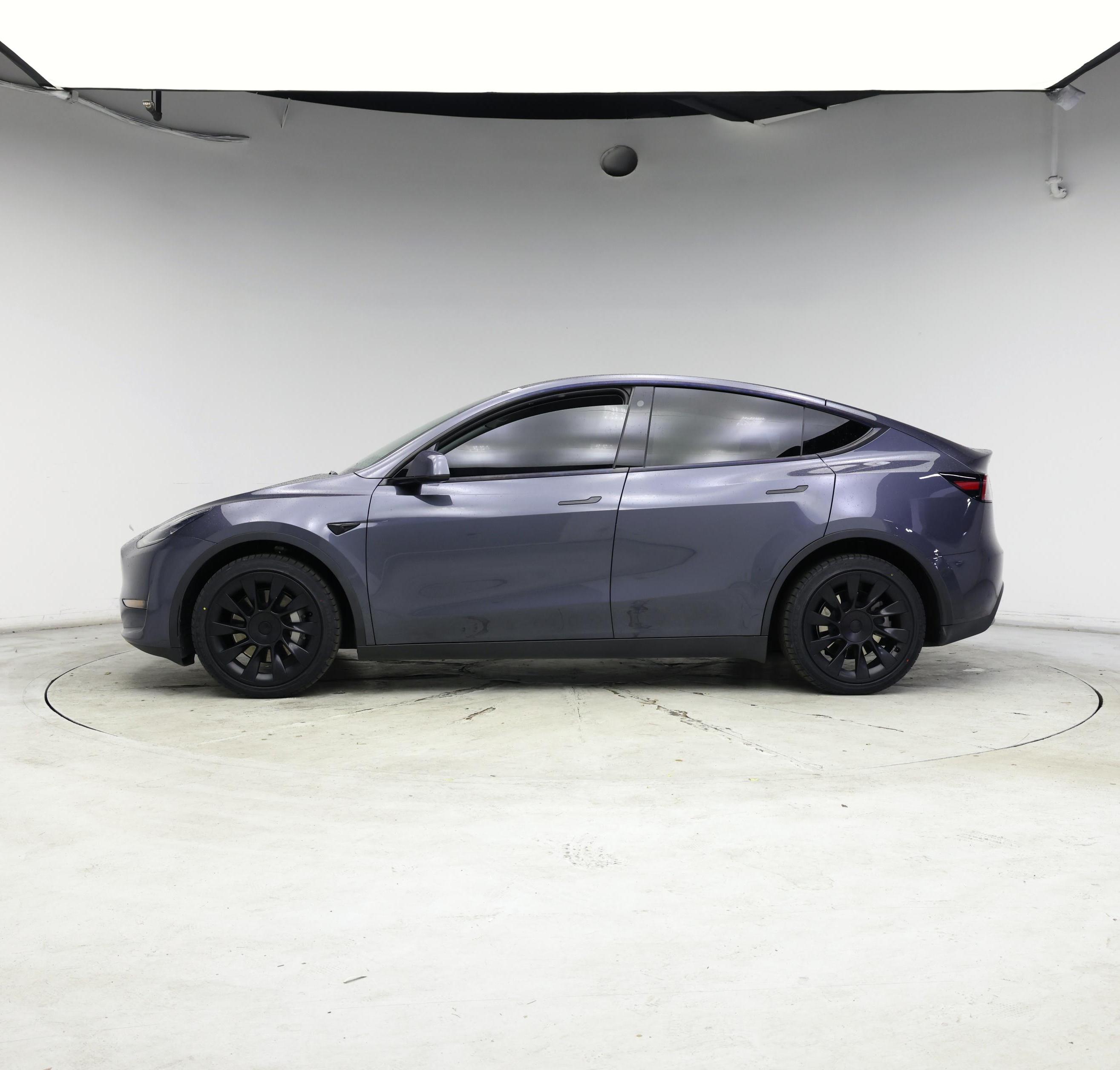 Thumbnail: 2023 Tesla Model Y - 3