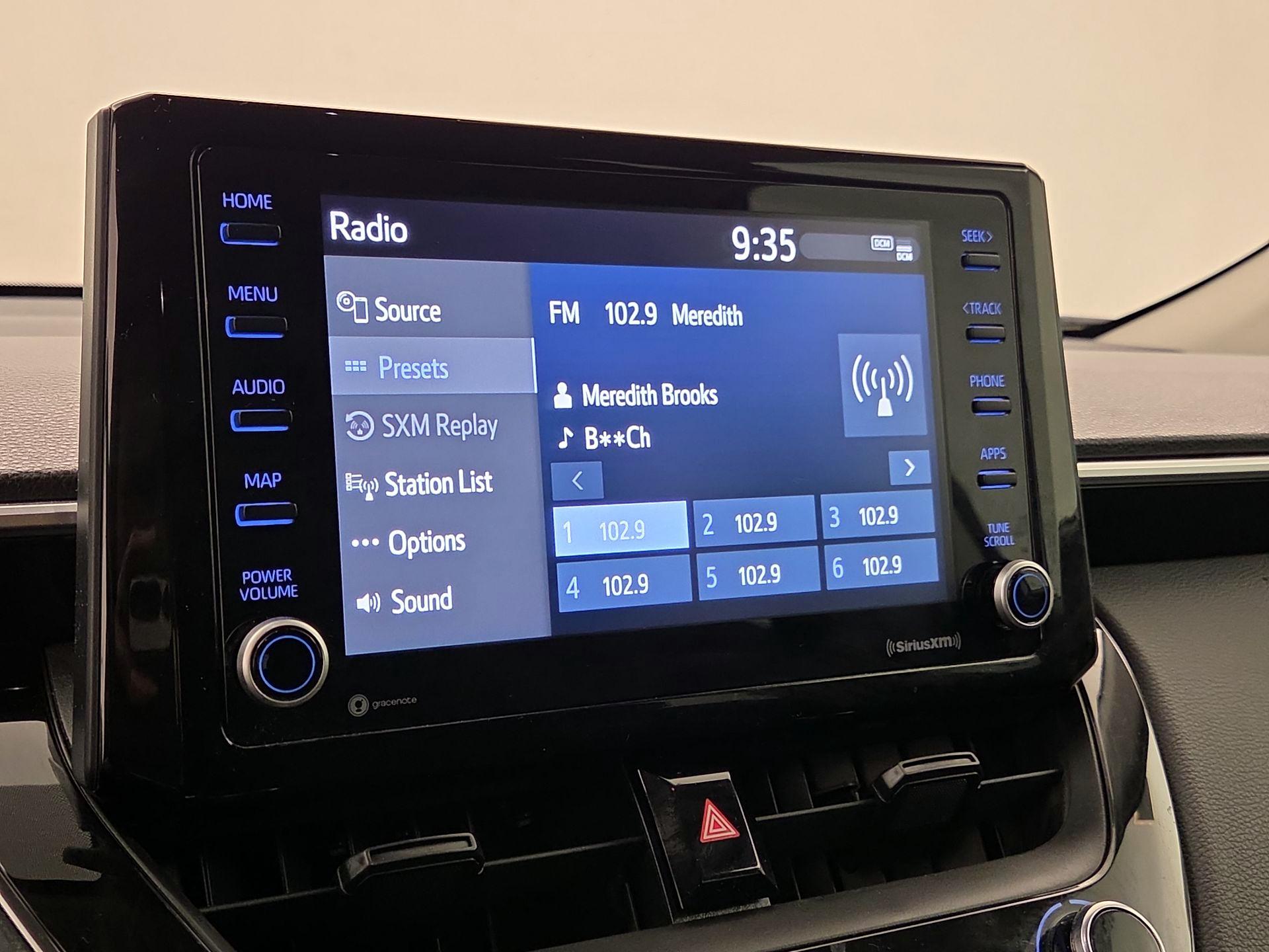 Thumbnail: 2022 Toyota Corolla Cross - 15