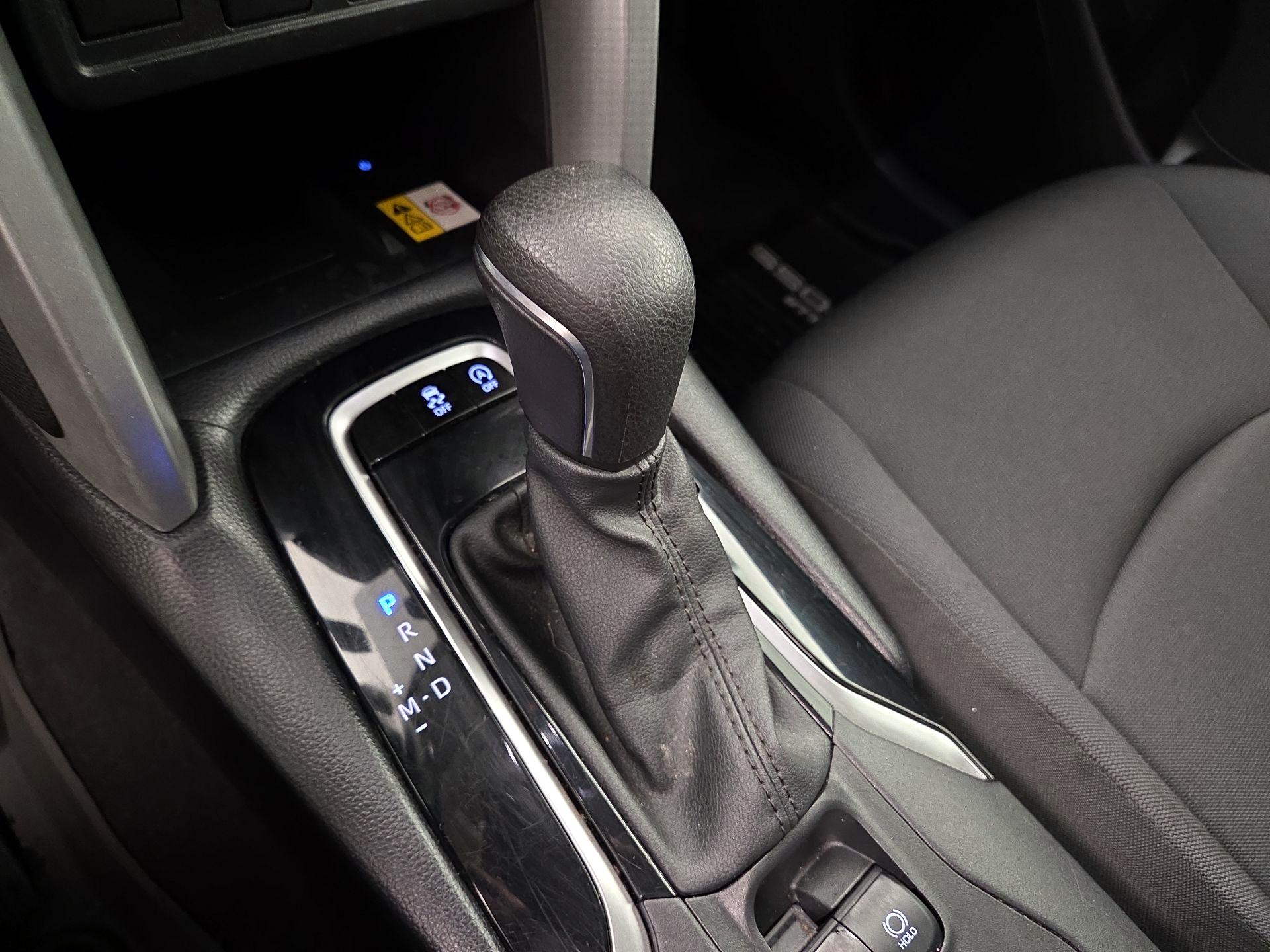 Thumbnail: 2022 Toyota Corolla Cross - 17