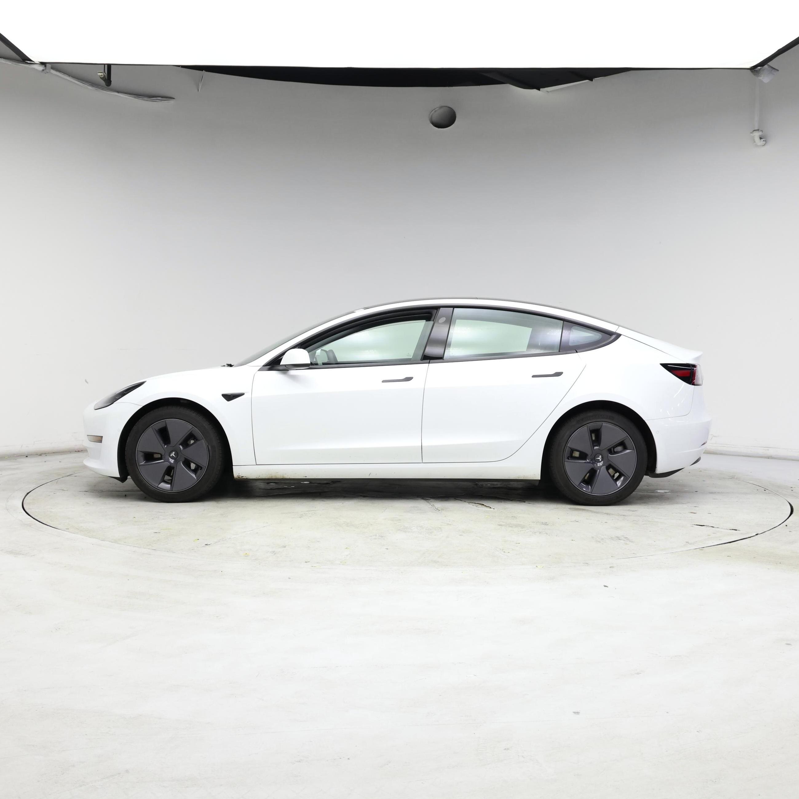 Thumbnail: 2022 Tesla Model 3 - 3