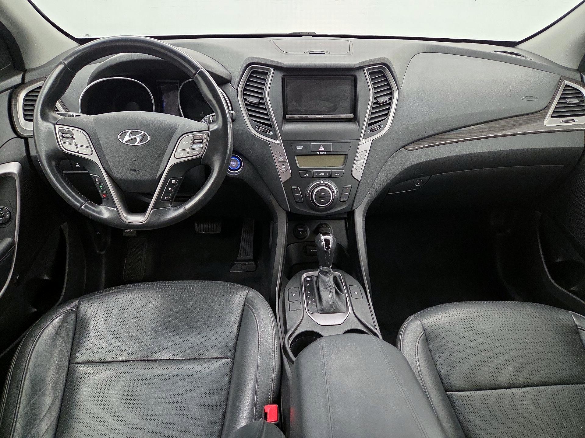 Thumbnail: 2015 Hyundai Santa Fe - 9