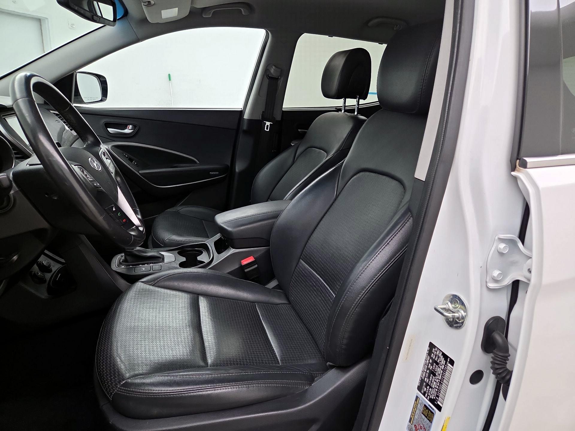 Thumbnail: 2015 Hyundai Santa Fe - 11