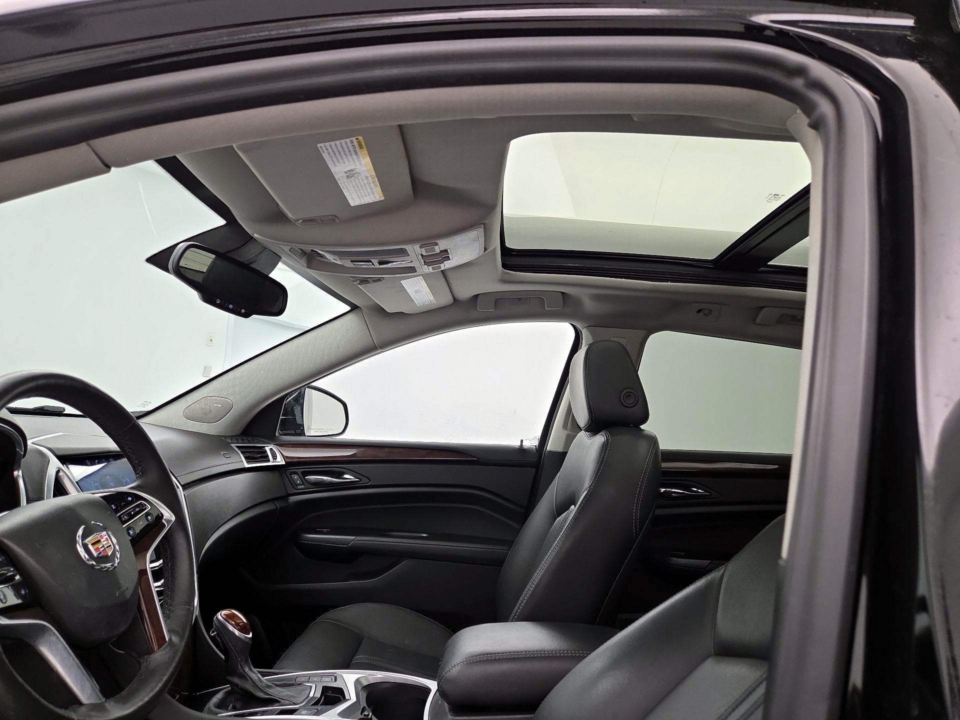 Thumbnail: 2015 Cadillac SRX - 19