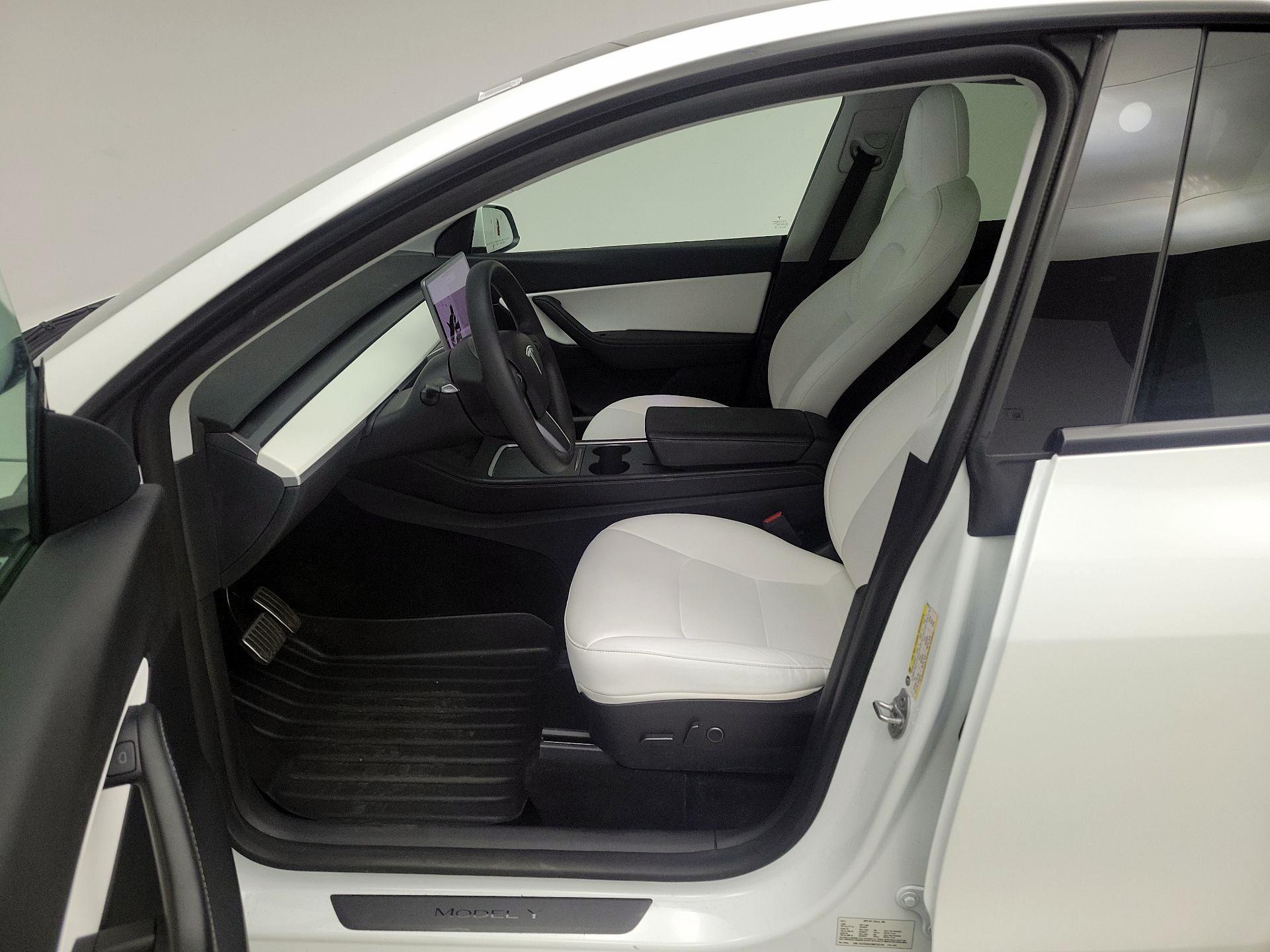 Thumbnail: 2021 Tesla Model Y - 11