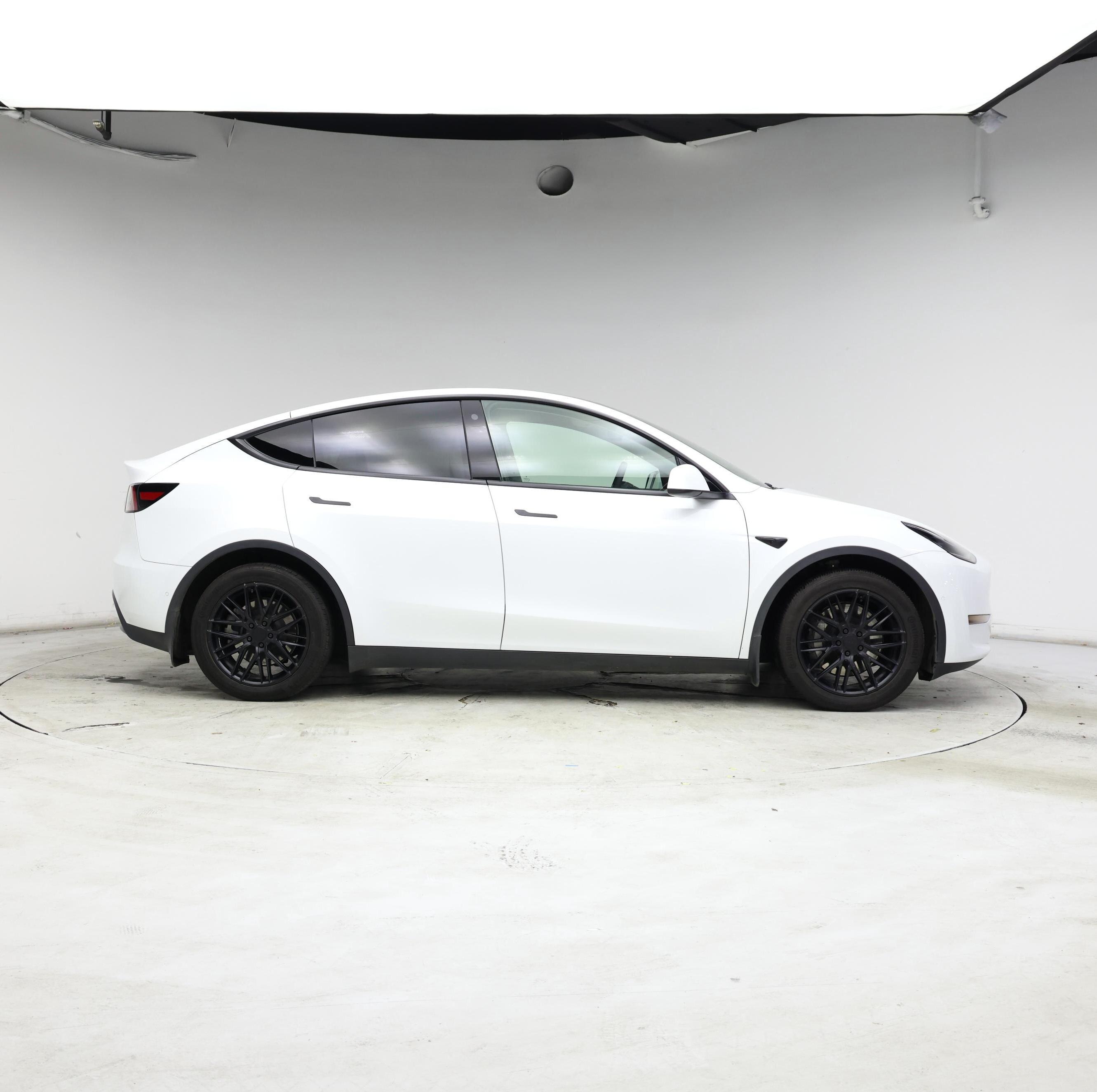 Thumbnail: 2021 Tesla Model Y - 7