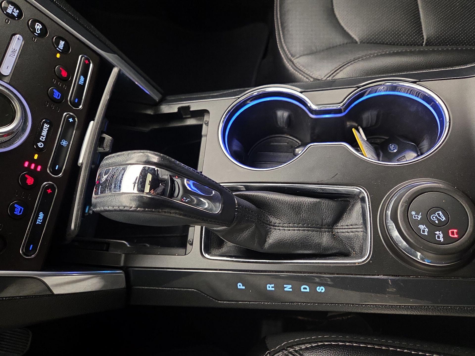 Thumbnail: 2016 Ford Explorer - 18