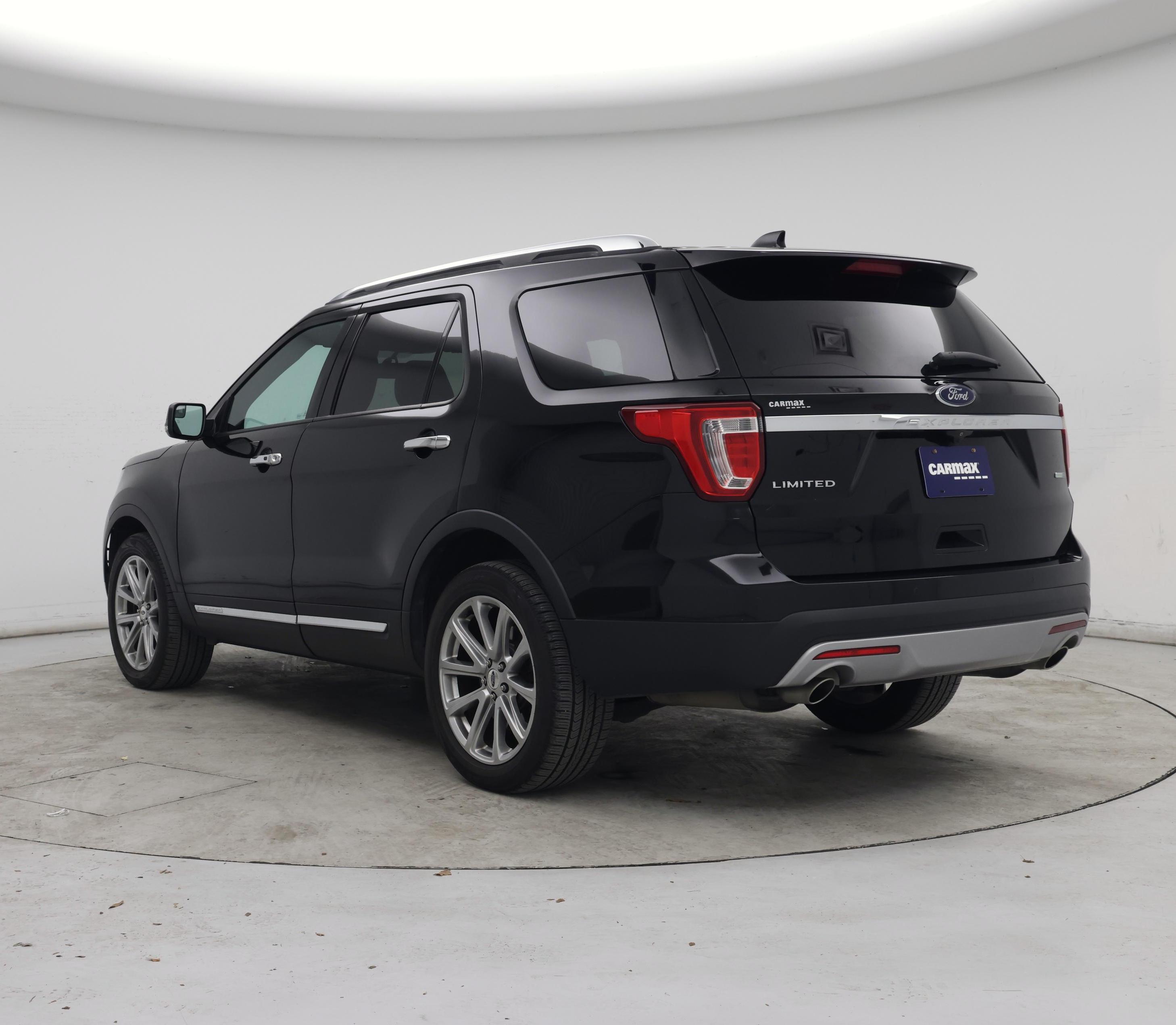 Thumbnail: 2016 Ford Explorer - 2