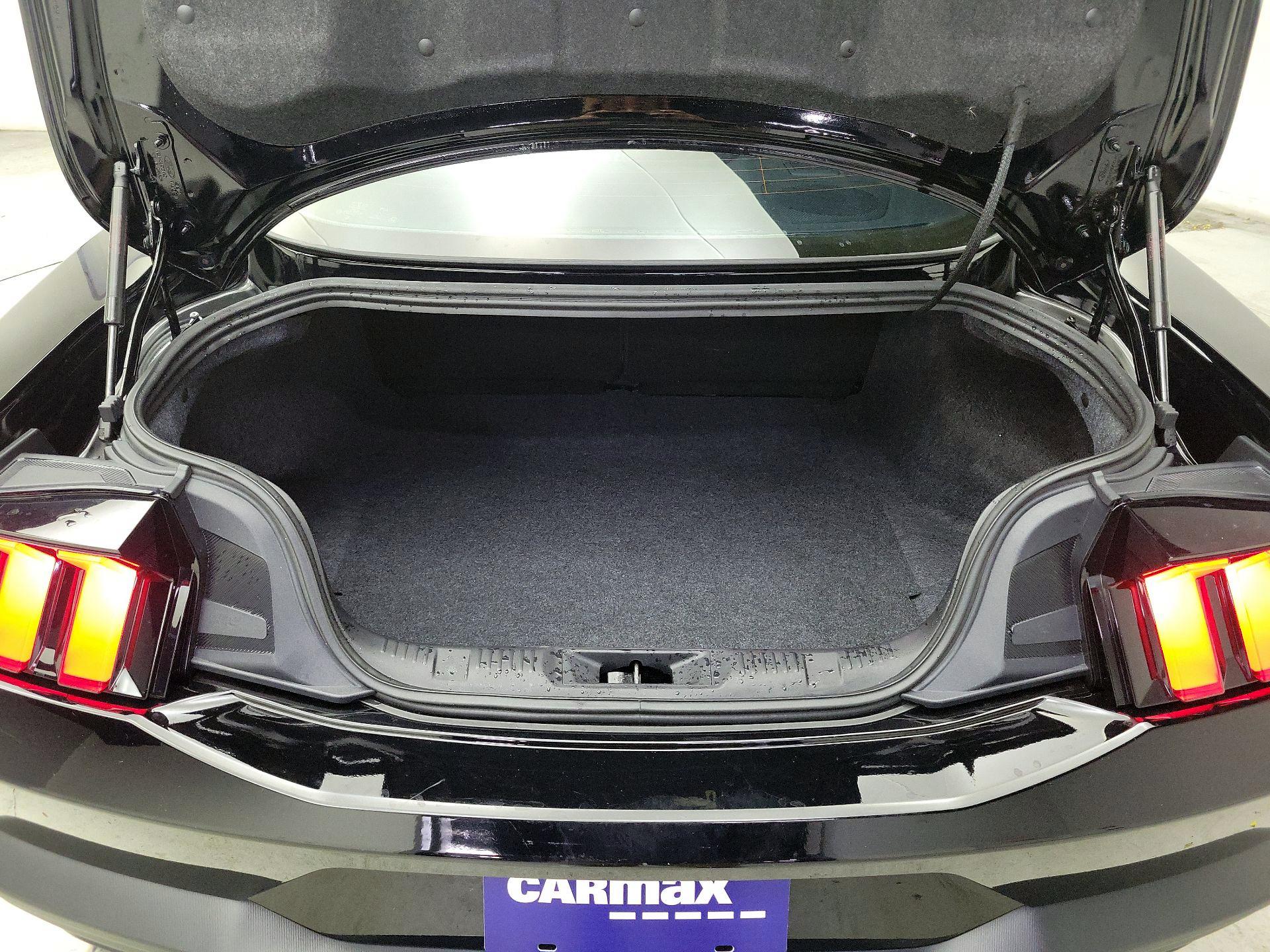 Thumbnail: 2025 Ford Mustang - 20