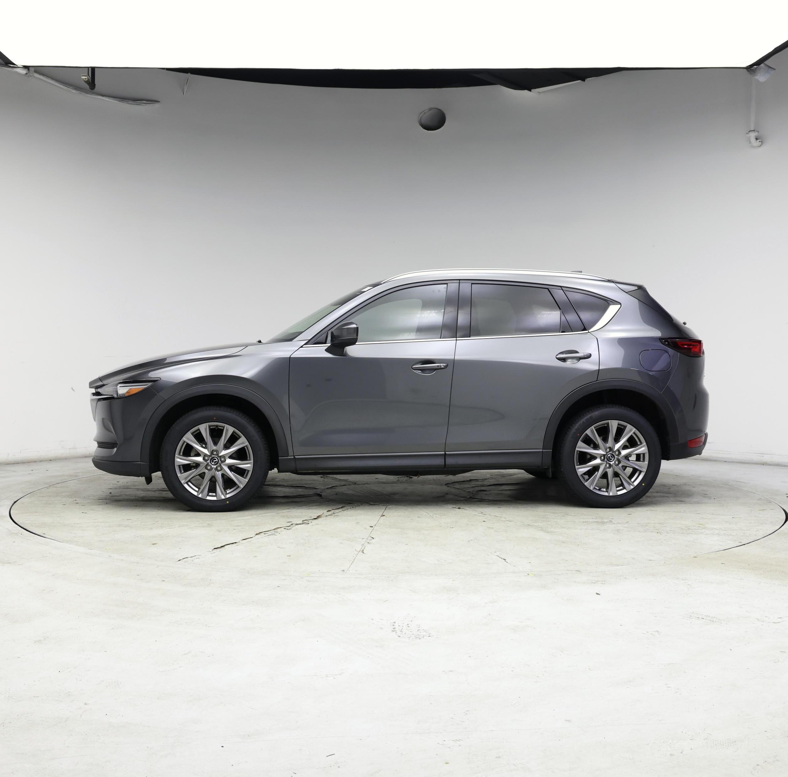 Thumbnail: 2021 Mazda CX-5 - 3