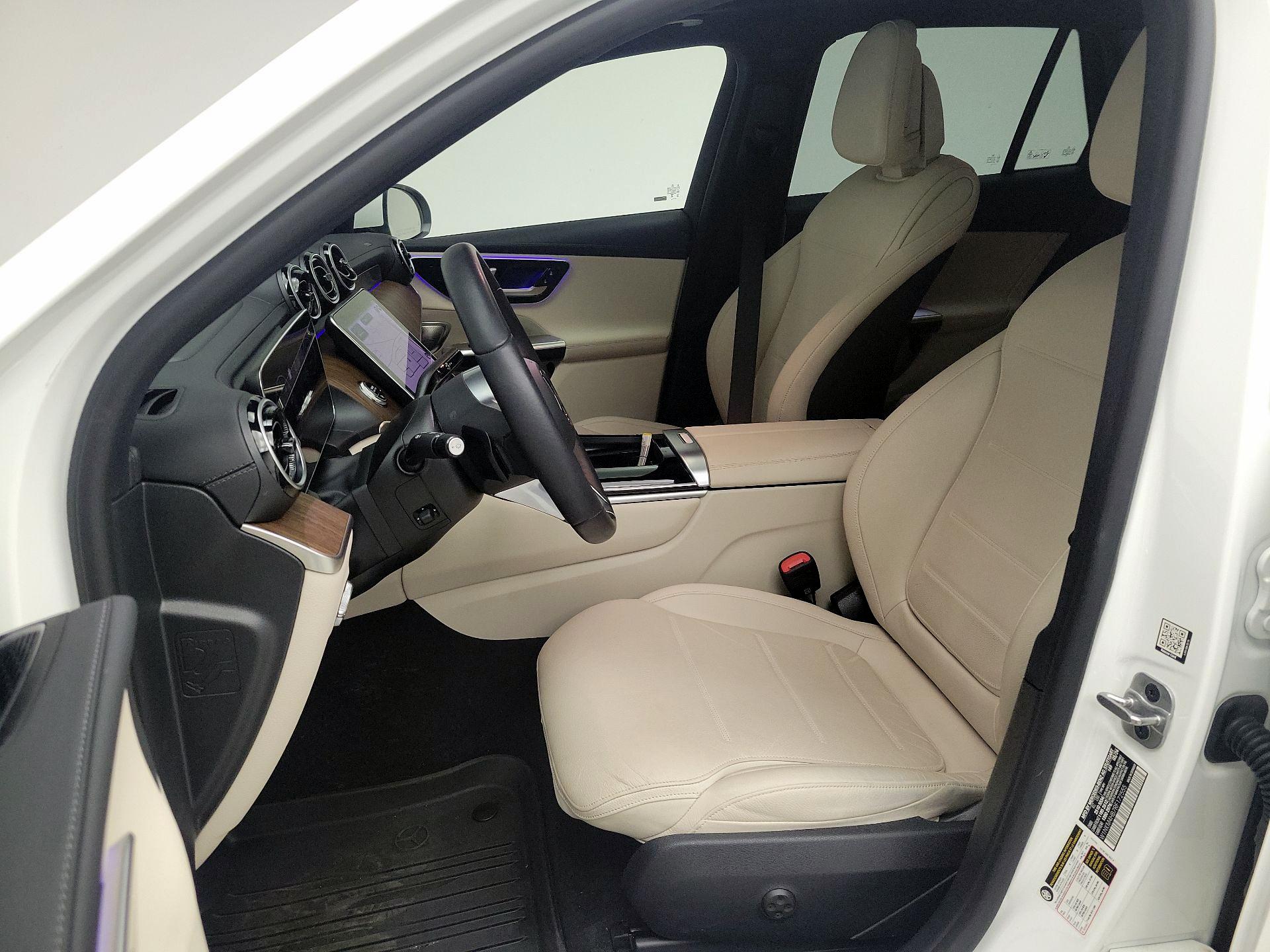 Thumbnail: 2024 Mercedes-Benz GLC - 11