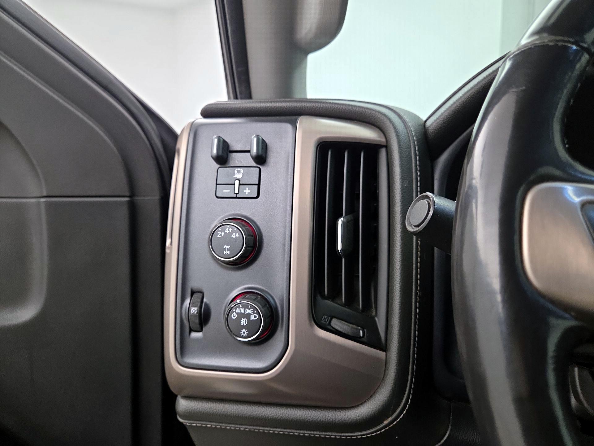 Thumbnail: 2016 GMC Sierra 2500 - 13