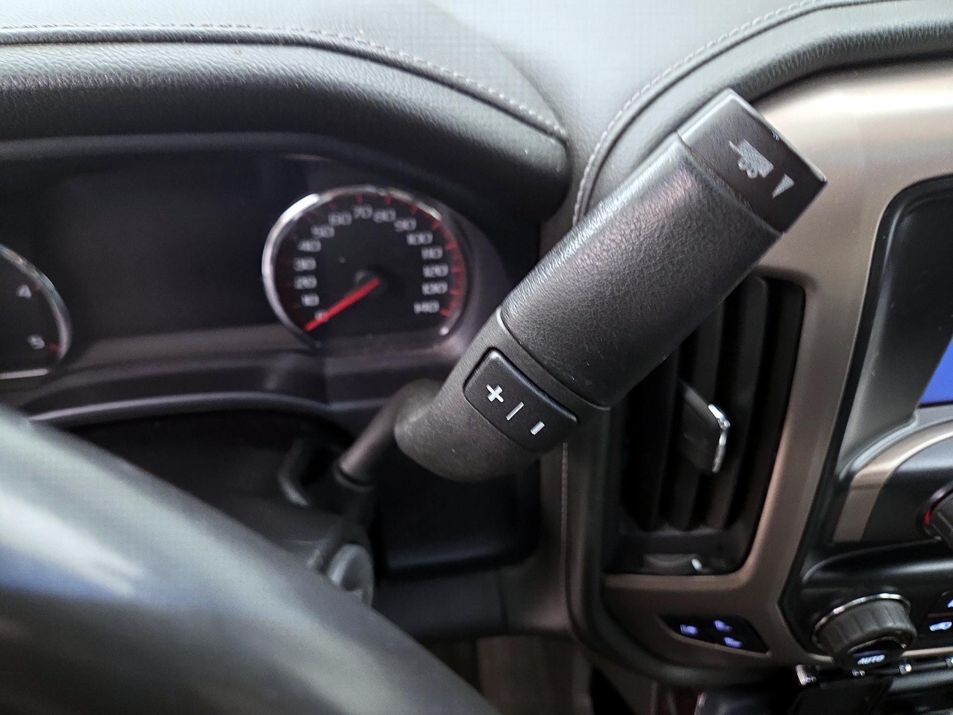 Thumbnail: 2016 GMC Sierra 2500 - 17