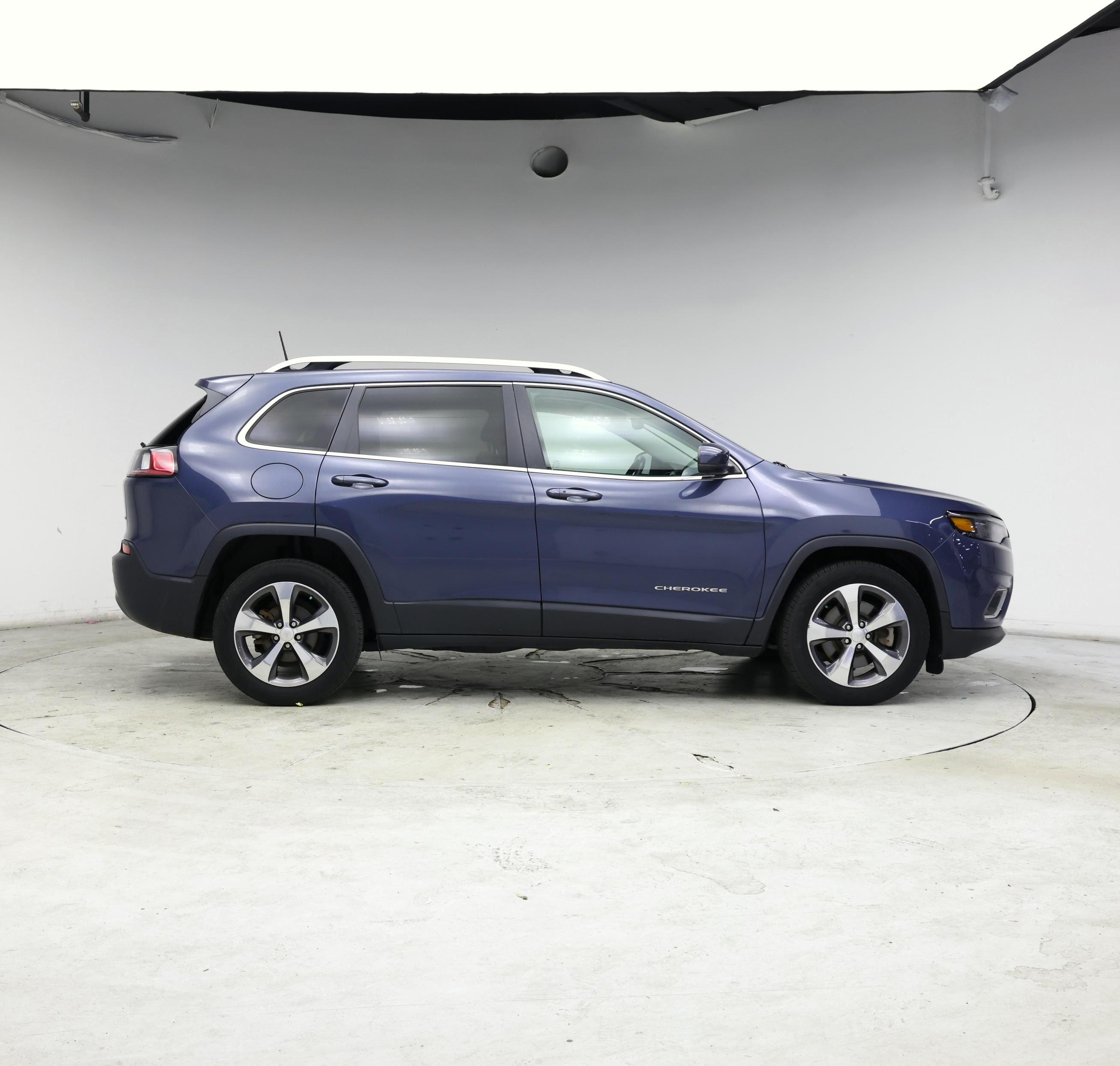 Thumbnail: 2020 Jeep Cherokee - 7