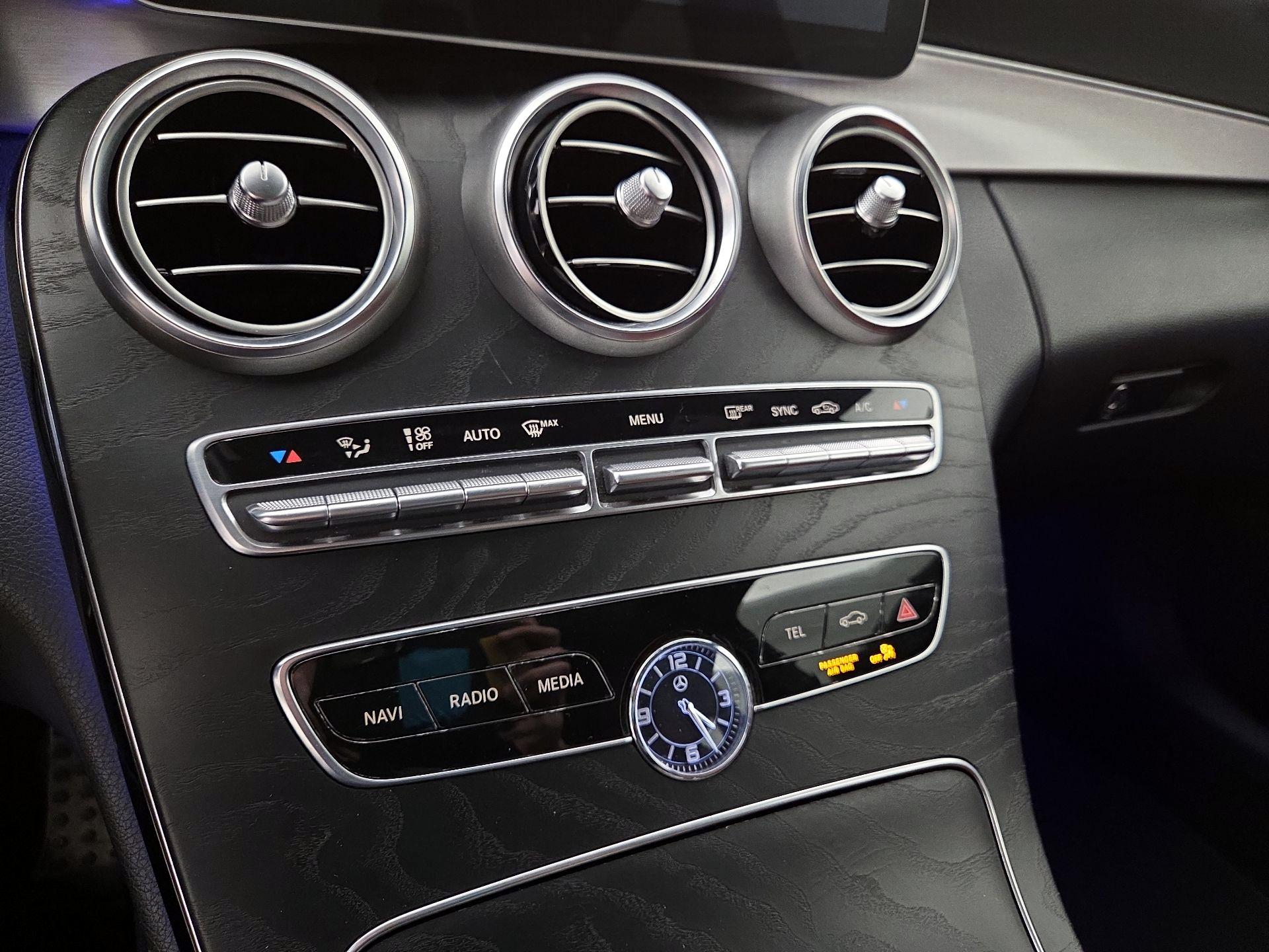 Thumbnail: 2020 Mercedes-Benz C-Class - 16