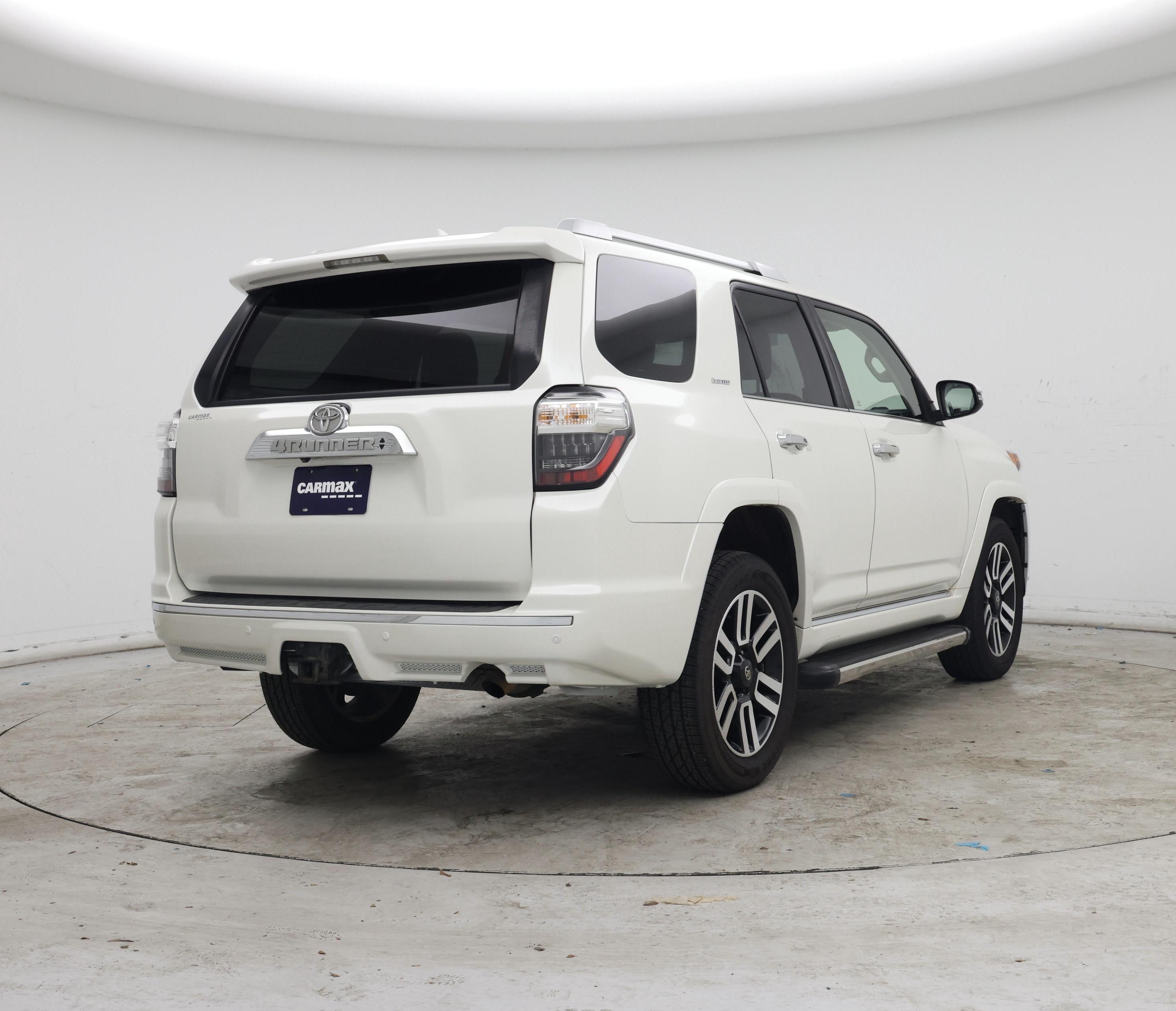 Thumbnail: 2015 Toyota 4Runner - 8