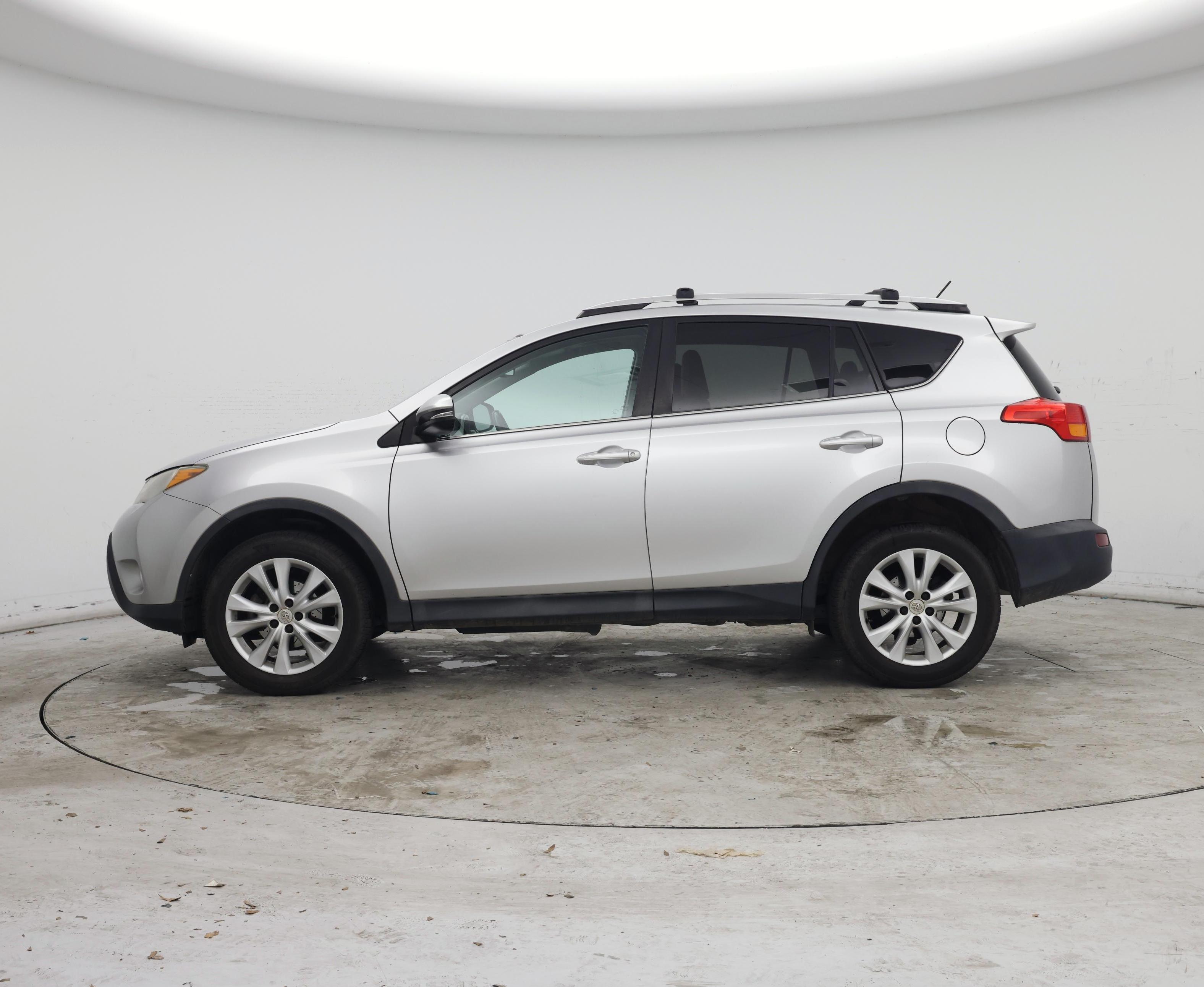 Thumbnail: 2014 Toyota RAV4 - 3