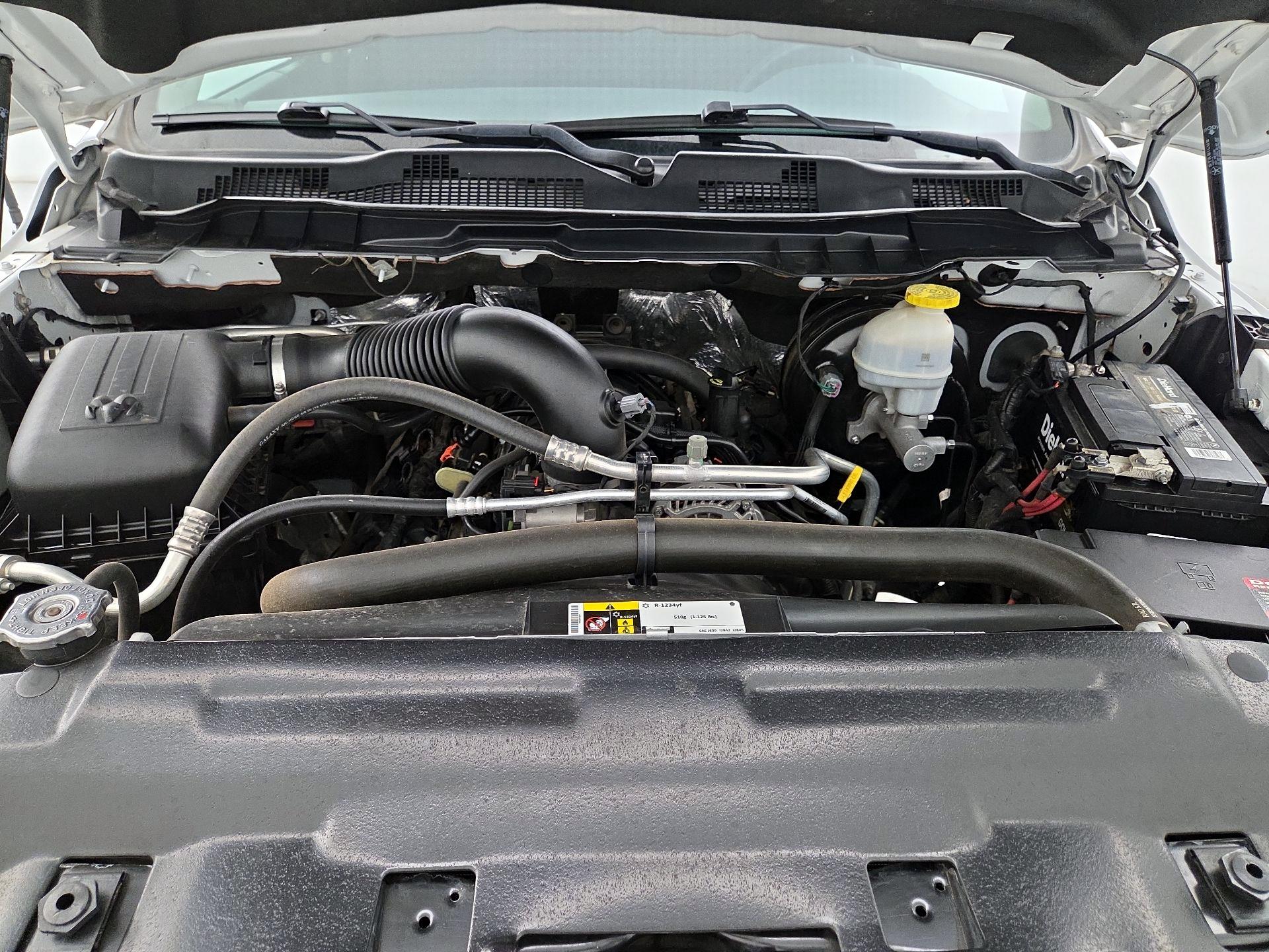 Thumbnail: 2020 RAM 1500 Classic - 18