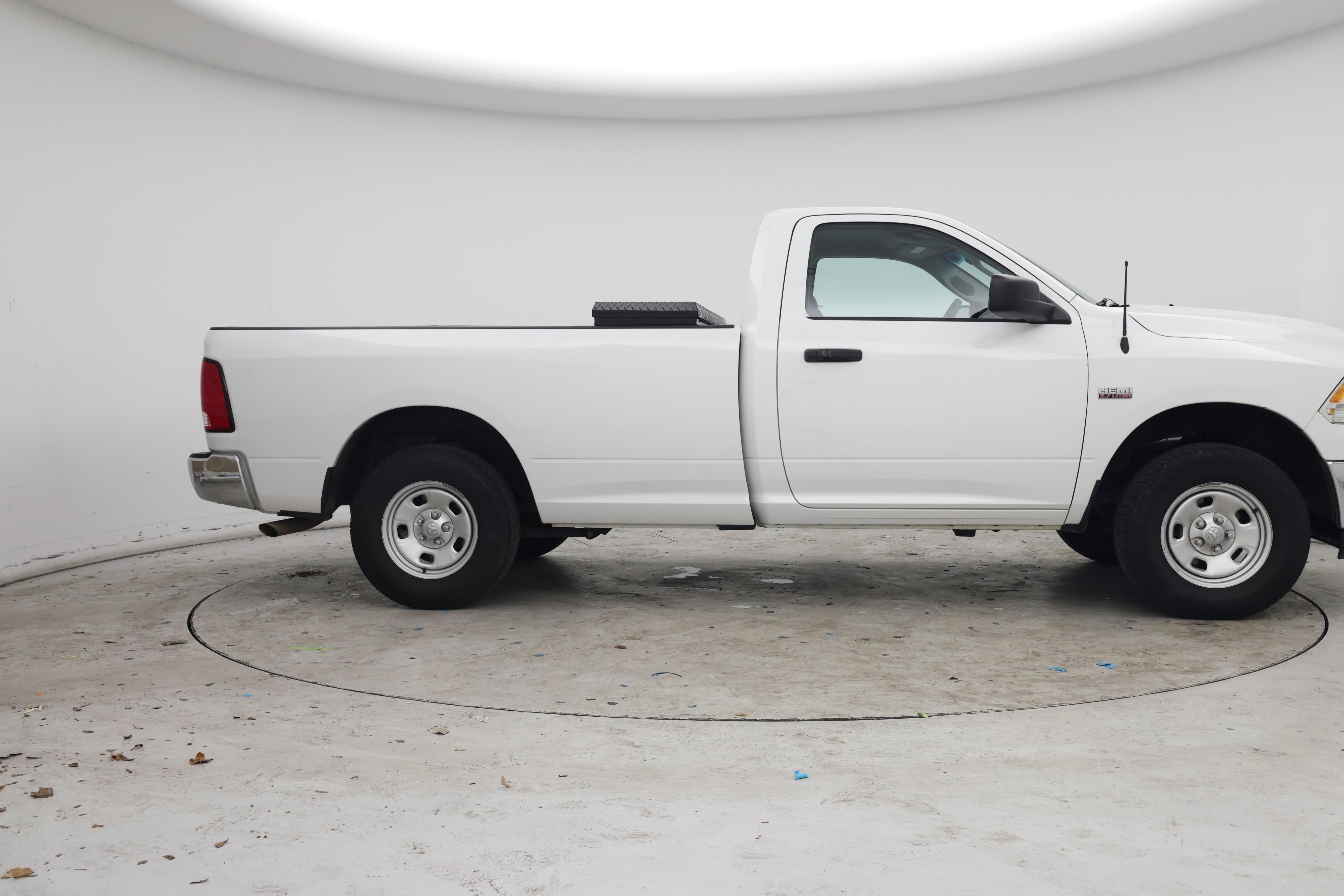 Thumbnail: 2020 RAM 1500 Classic - 7