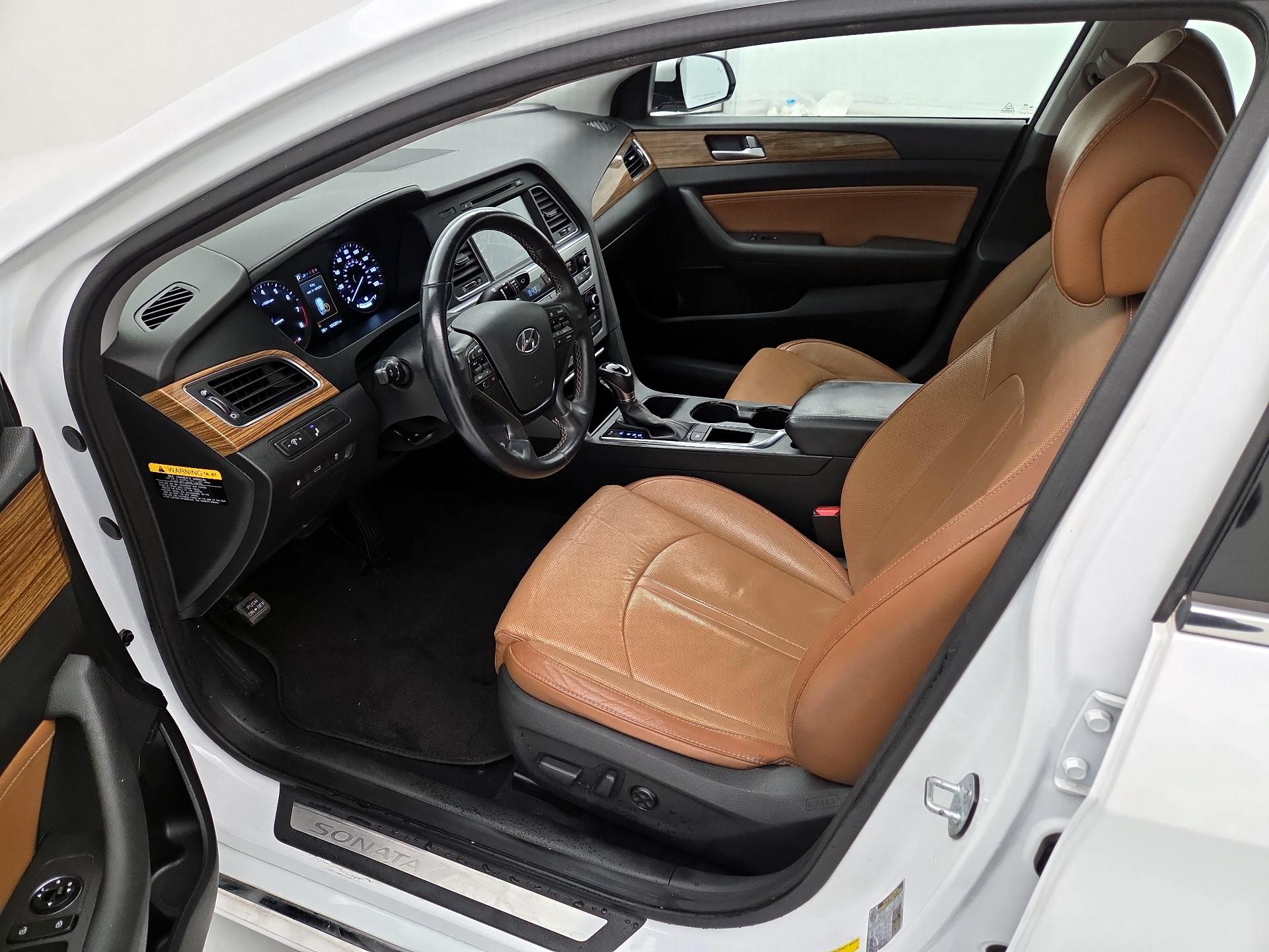 Thumbnail: 2015 Hyundai Sonata - 11