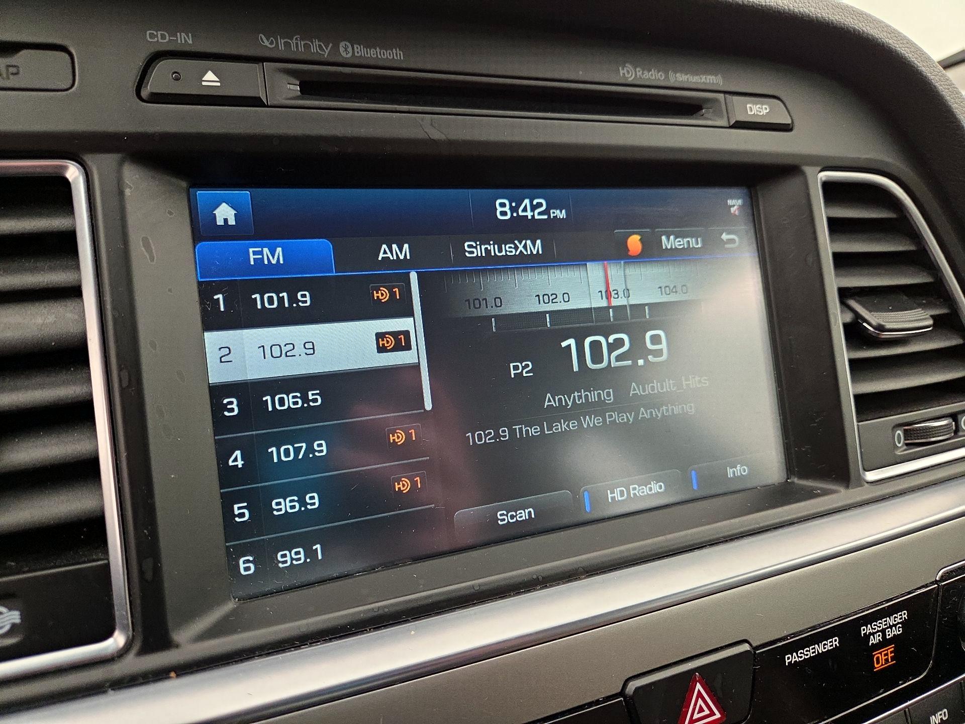 Thumbnail: 2015 Hyundai Sonata - 16