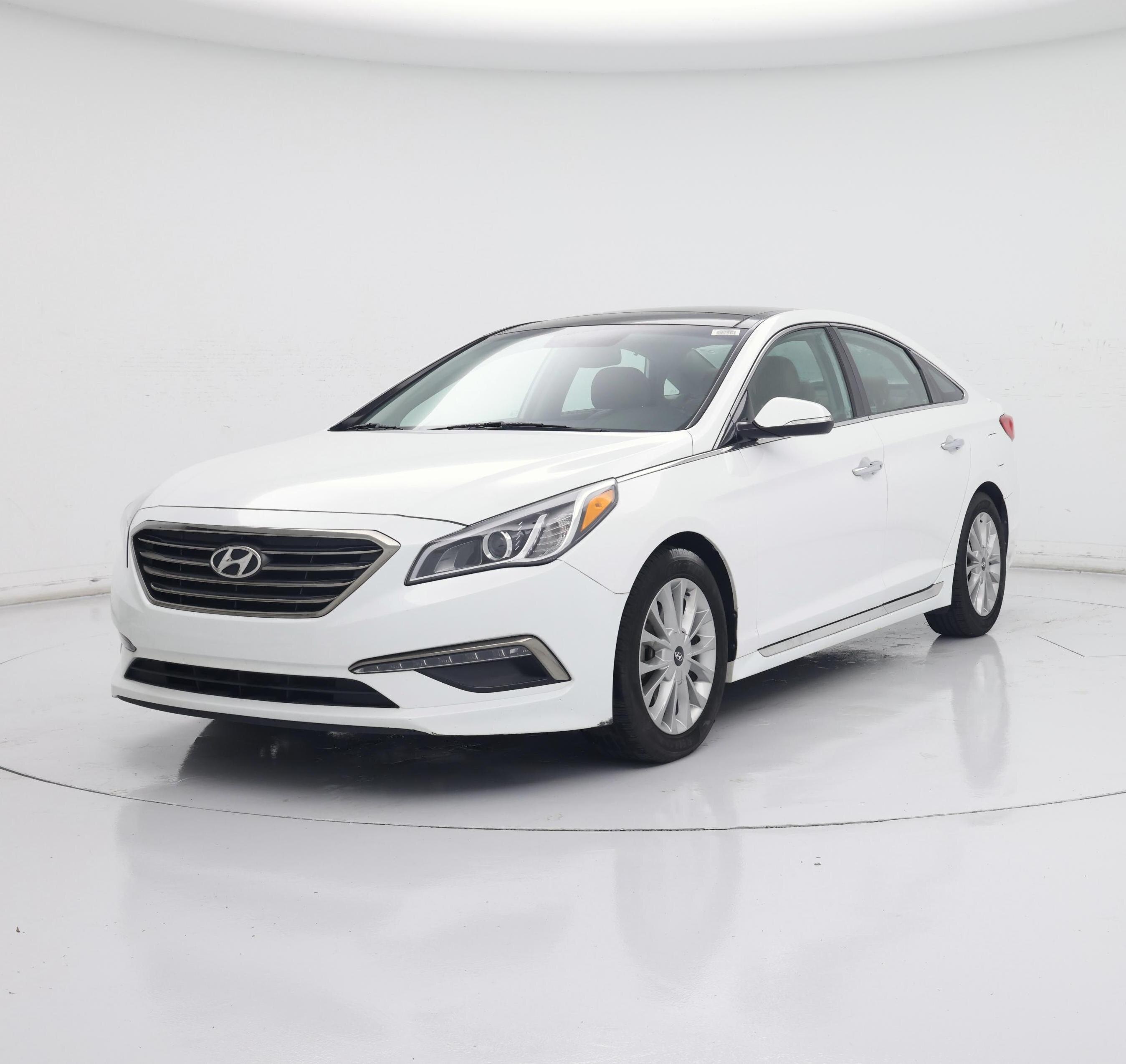 Thumbnail: 2015 Hyundai Sonata - 4