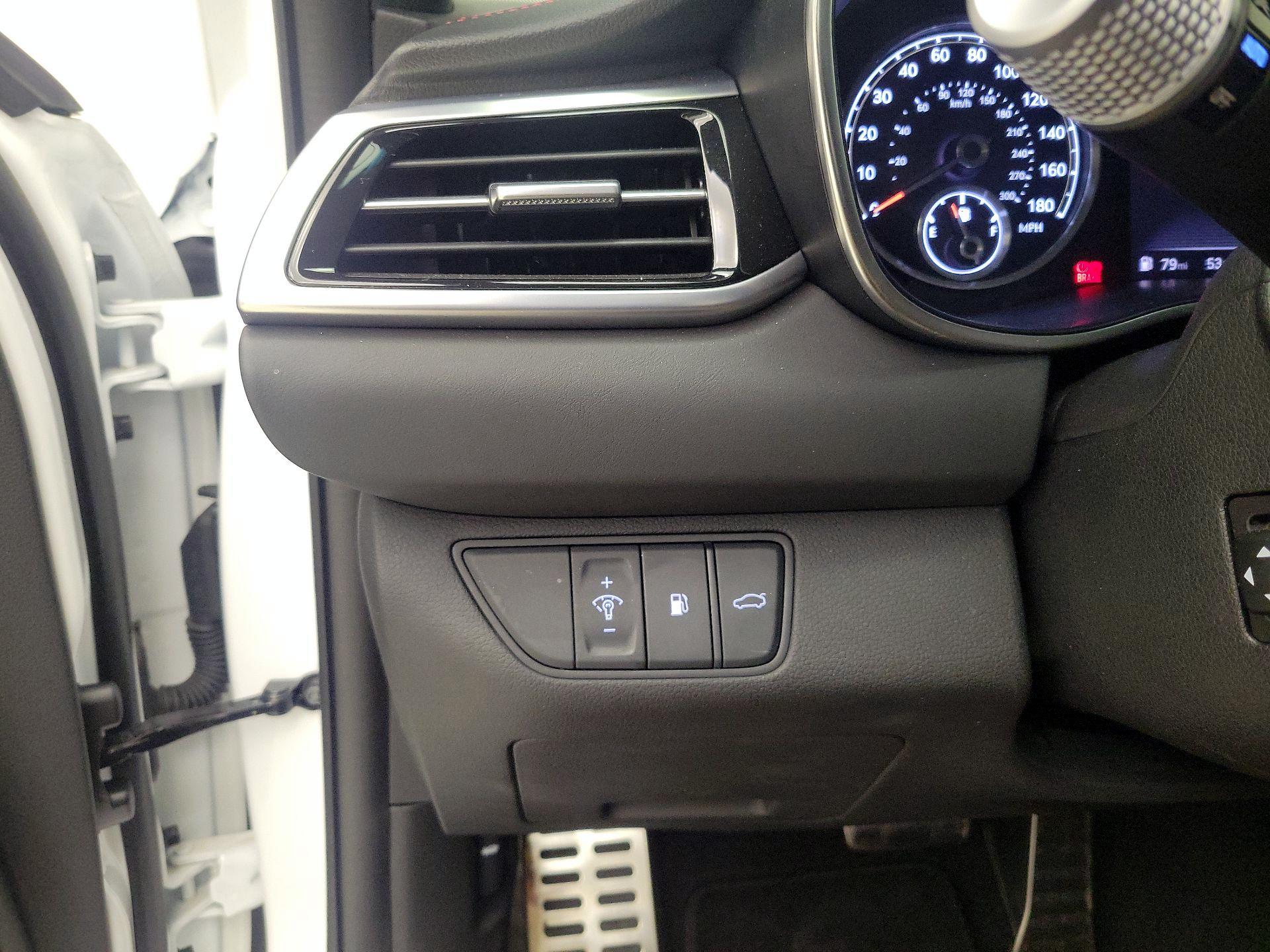 Thumbnail: 2025 Genesis G70 - 13