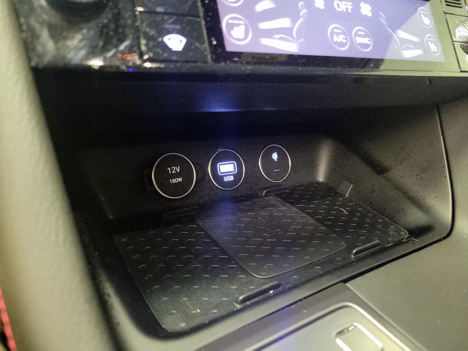 Thumbnail: 2025 Genesis G70 - 18