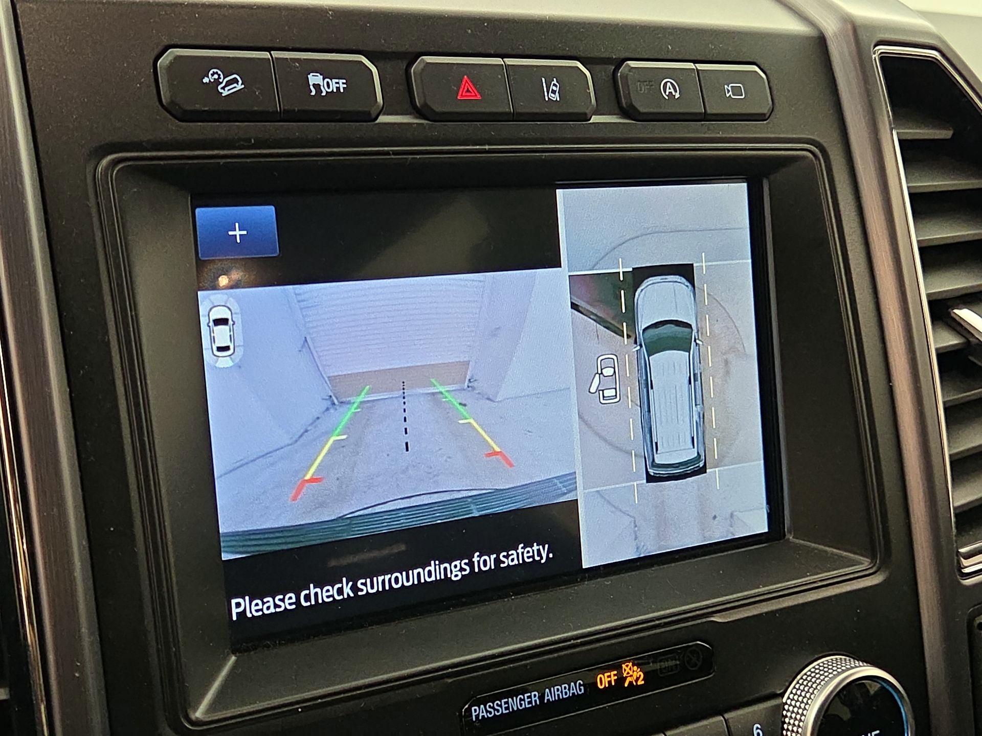 Thumbnail: 2021 Ford Expedition - 15